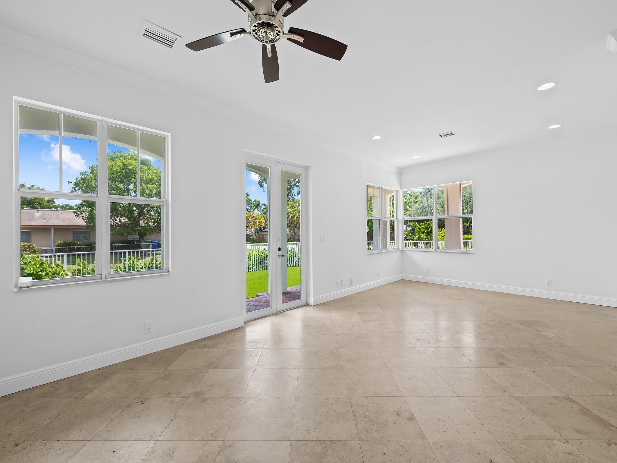 1301 SW 8th Ave 1301