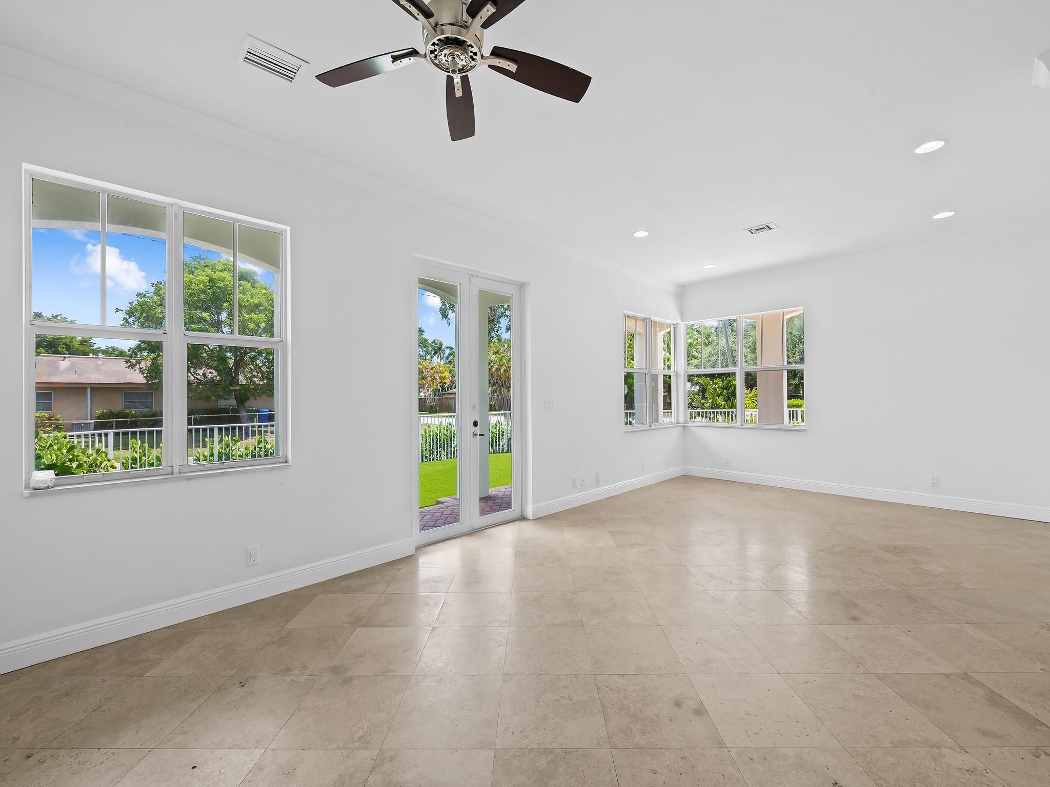 1301 SW 8th Ave 1301