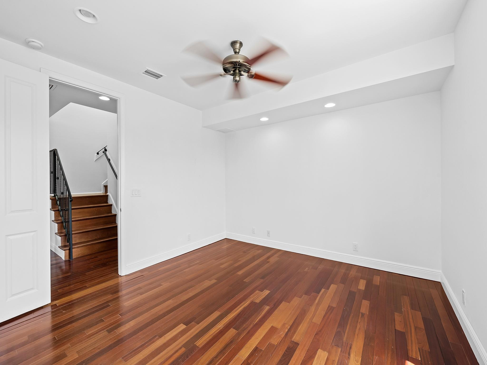 1301 SW 8th Ave 1301