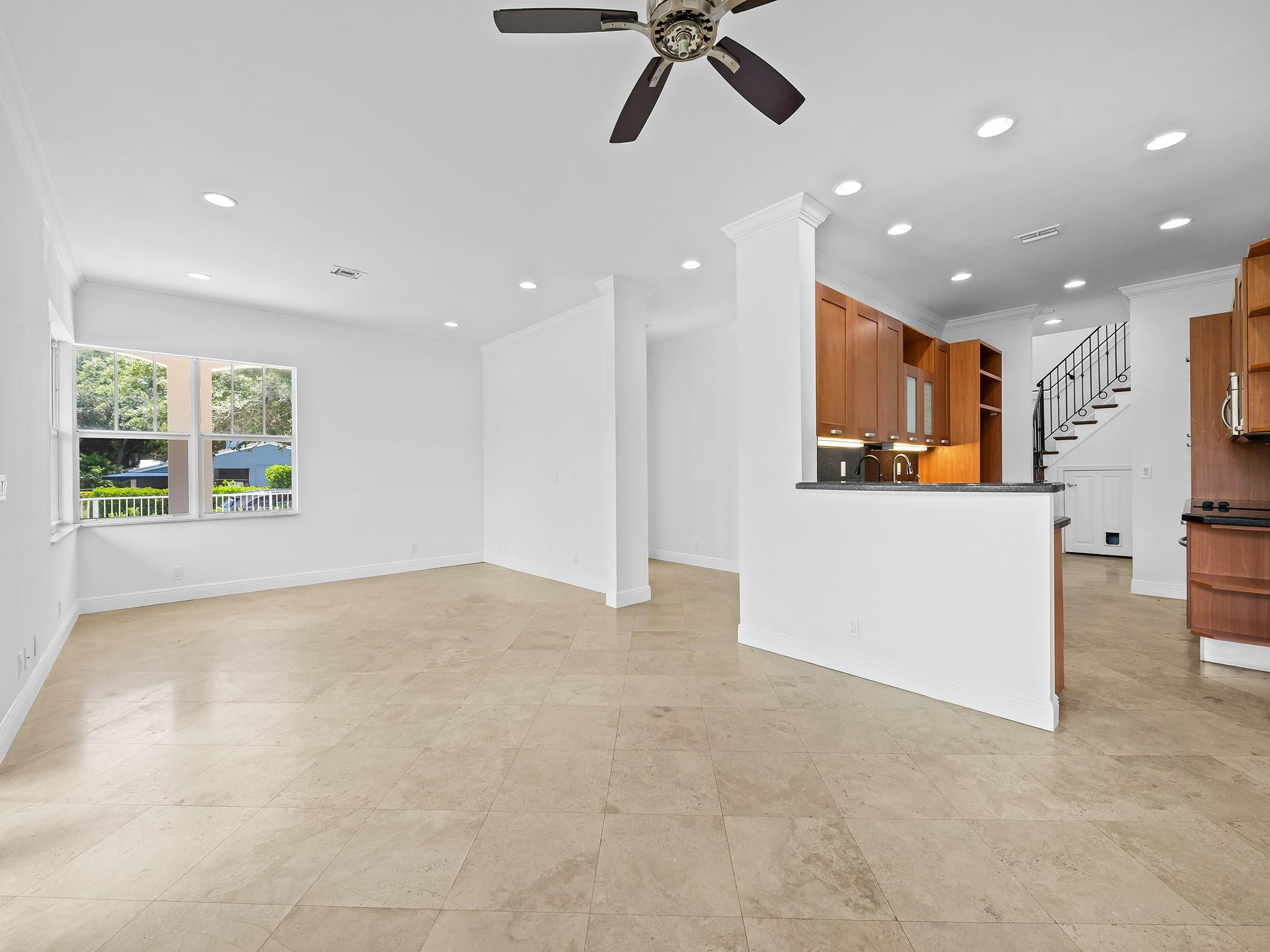 1301 SW 8th Ave 1301