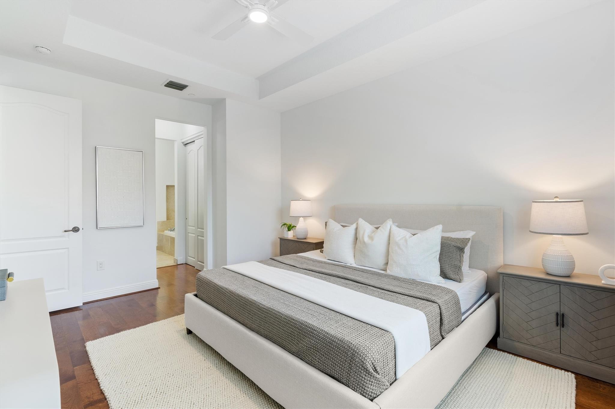 504 S 7th St 203