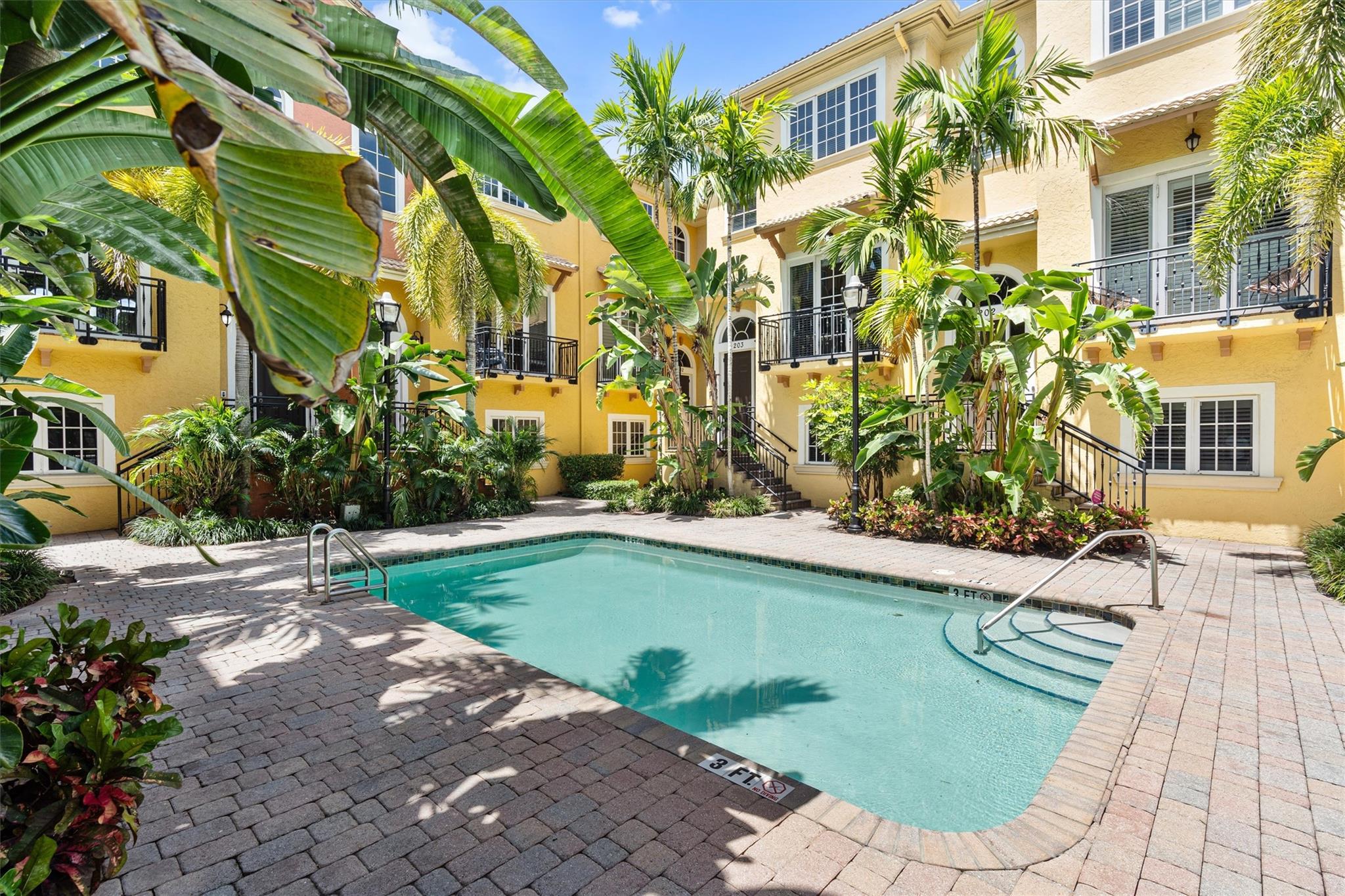 504 S 7th St 203