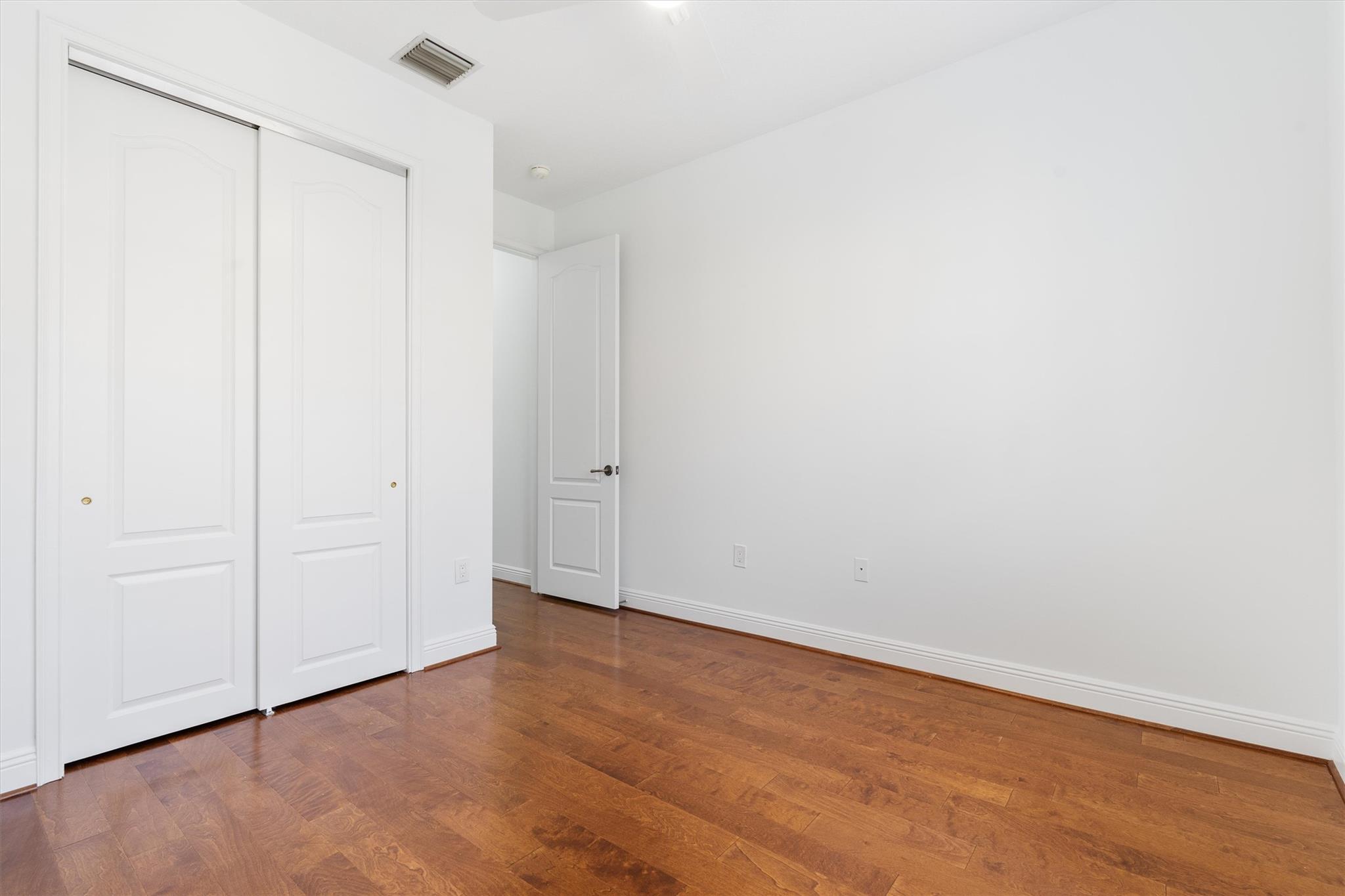 504 S 7th St 203