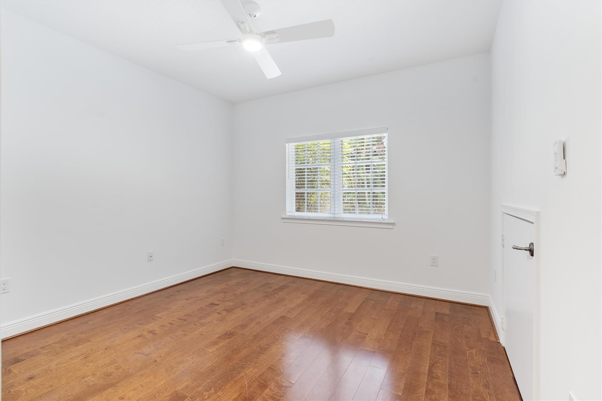 504 S 7th St 203