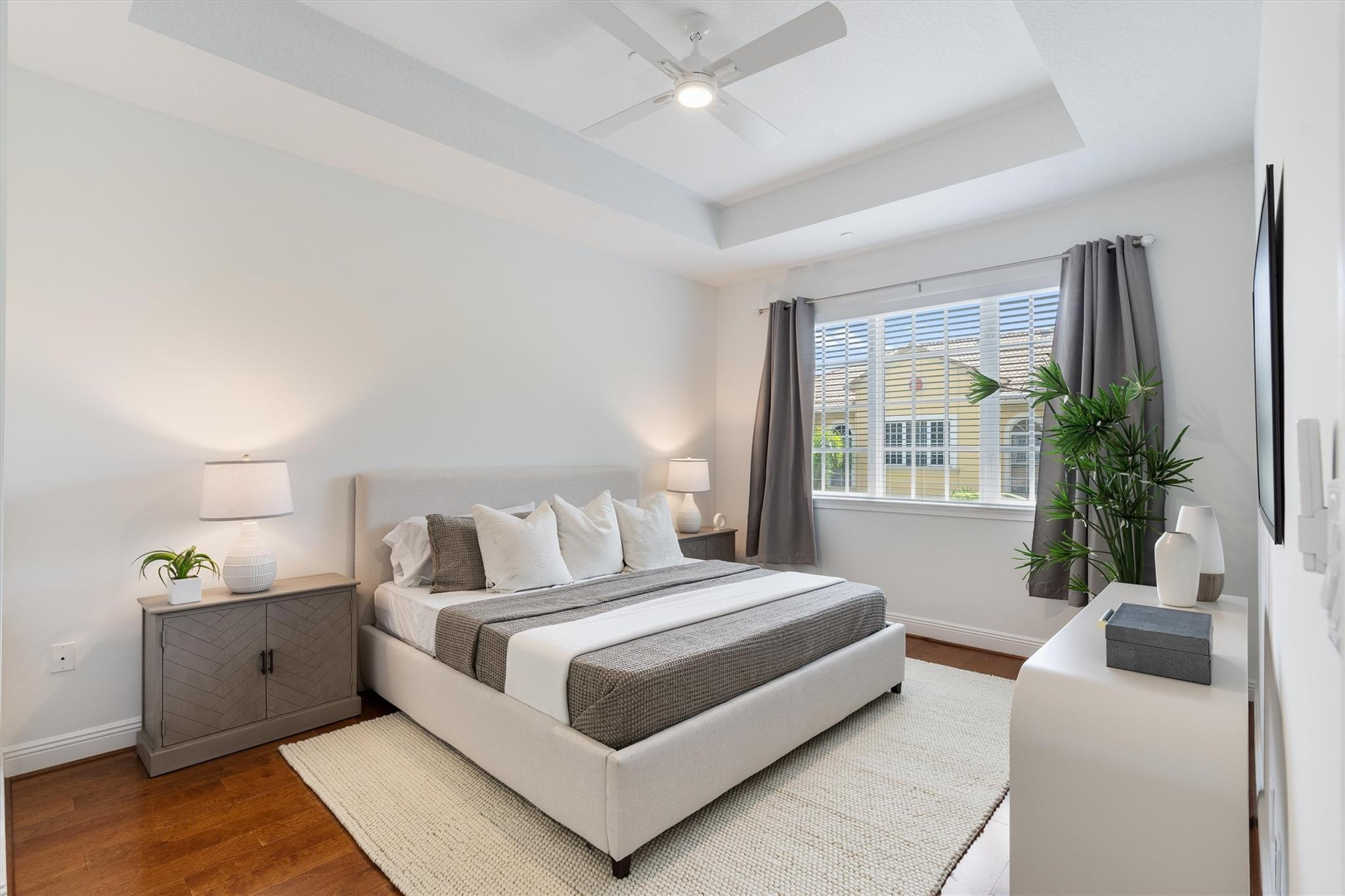 504 S 7th St 203