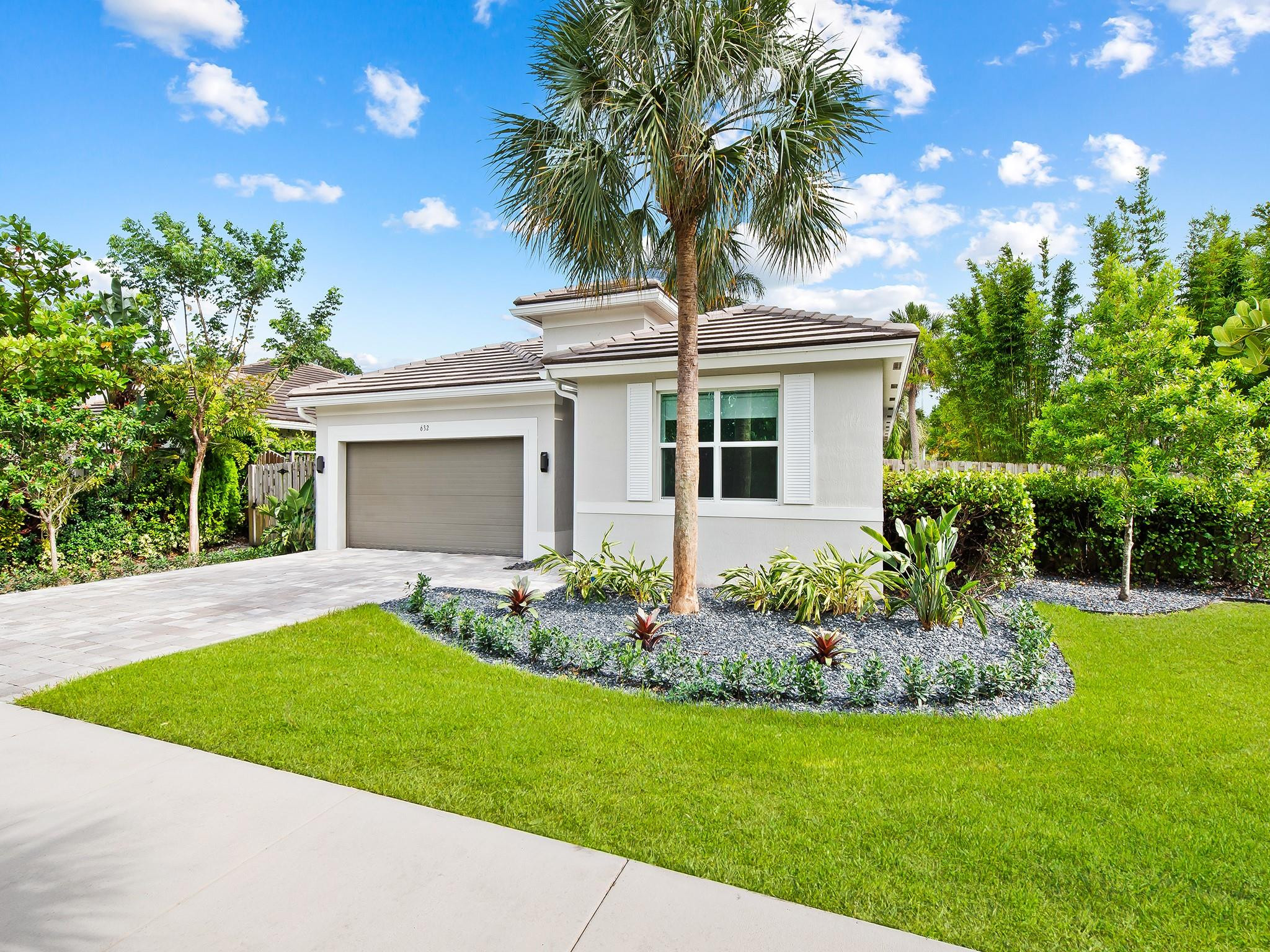 632 NW 29th Ct