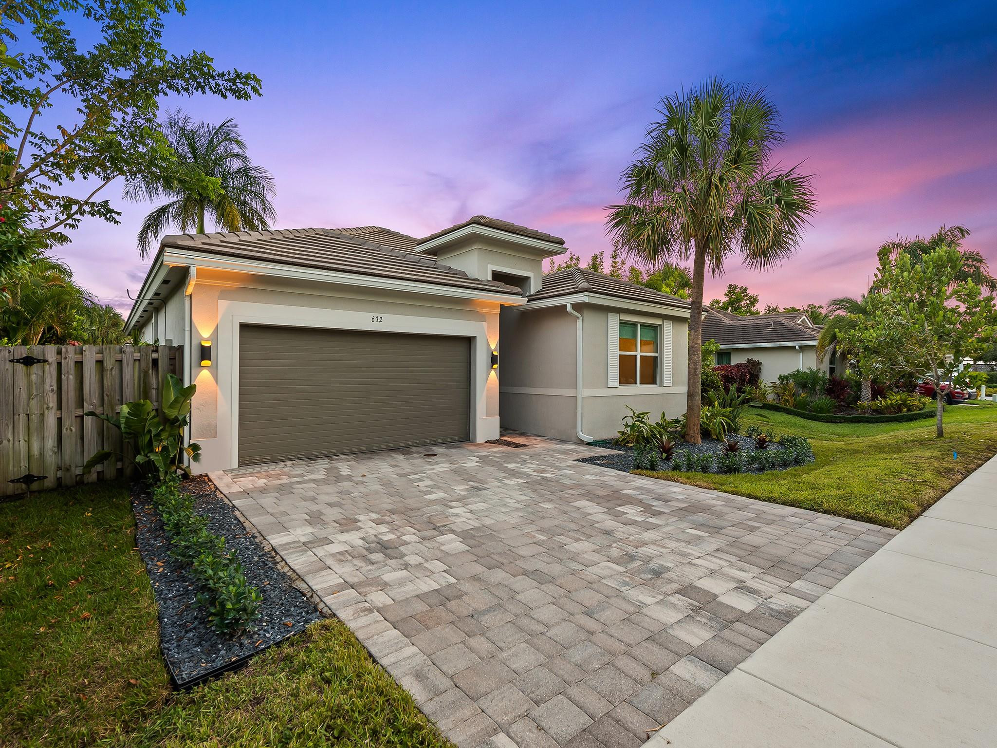 632 NW 29th Ct