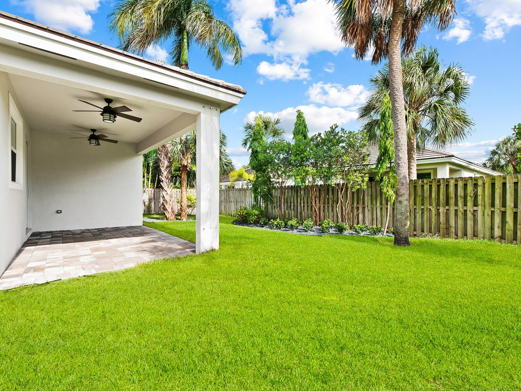 632 NW 29th Ct