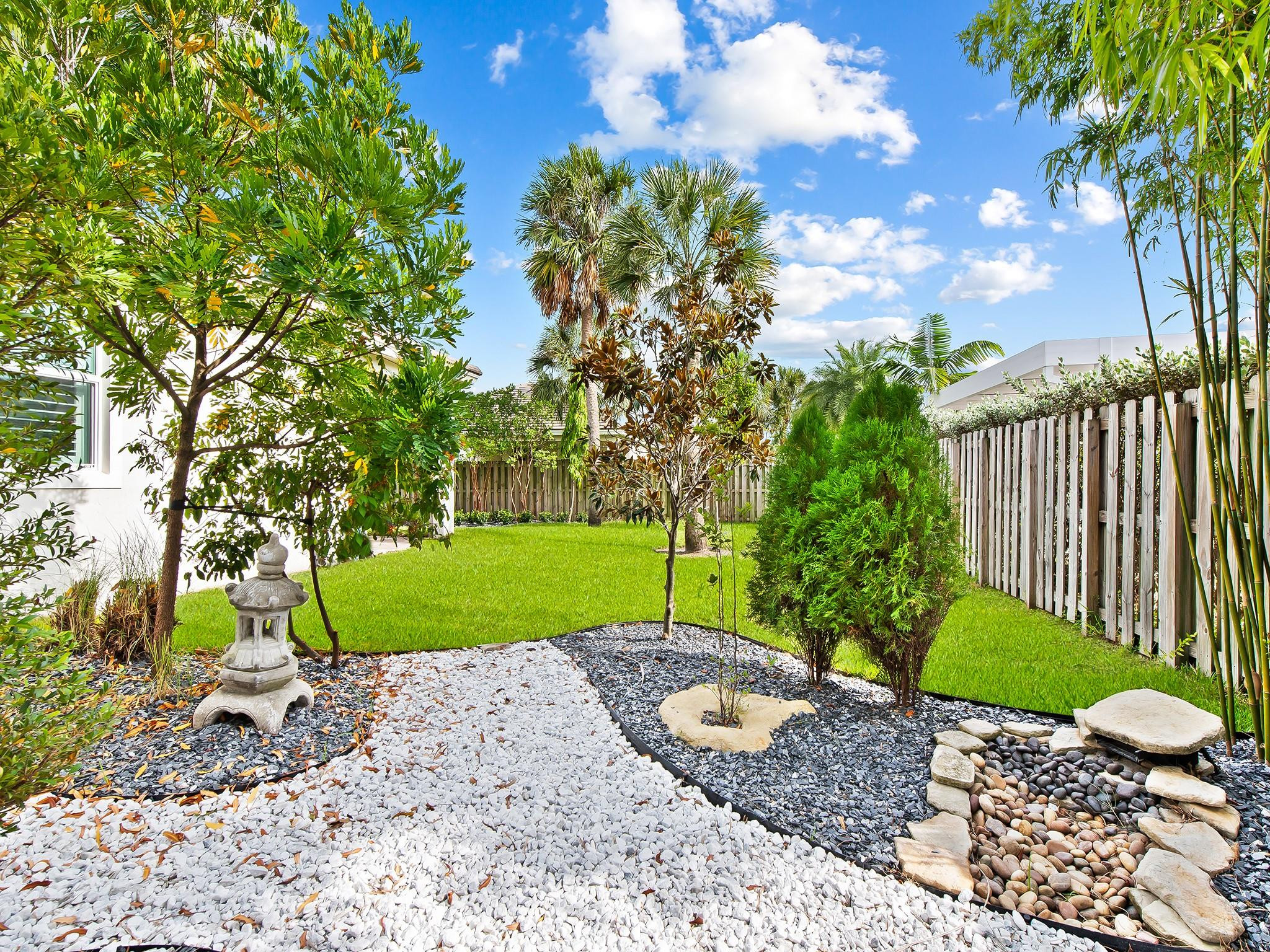 632 NW 29th Ct