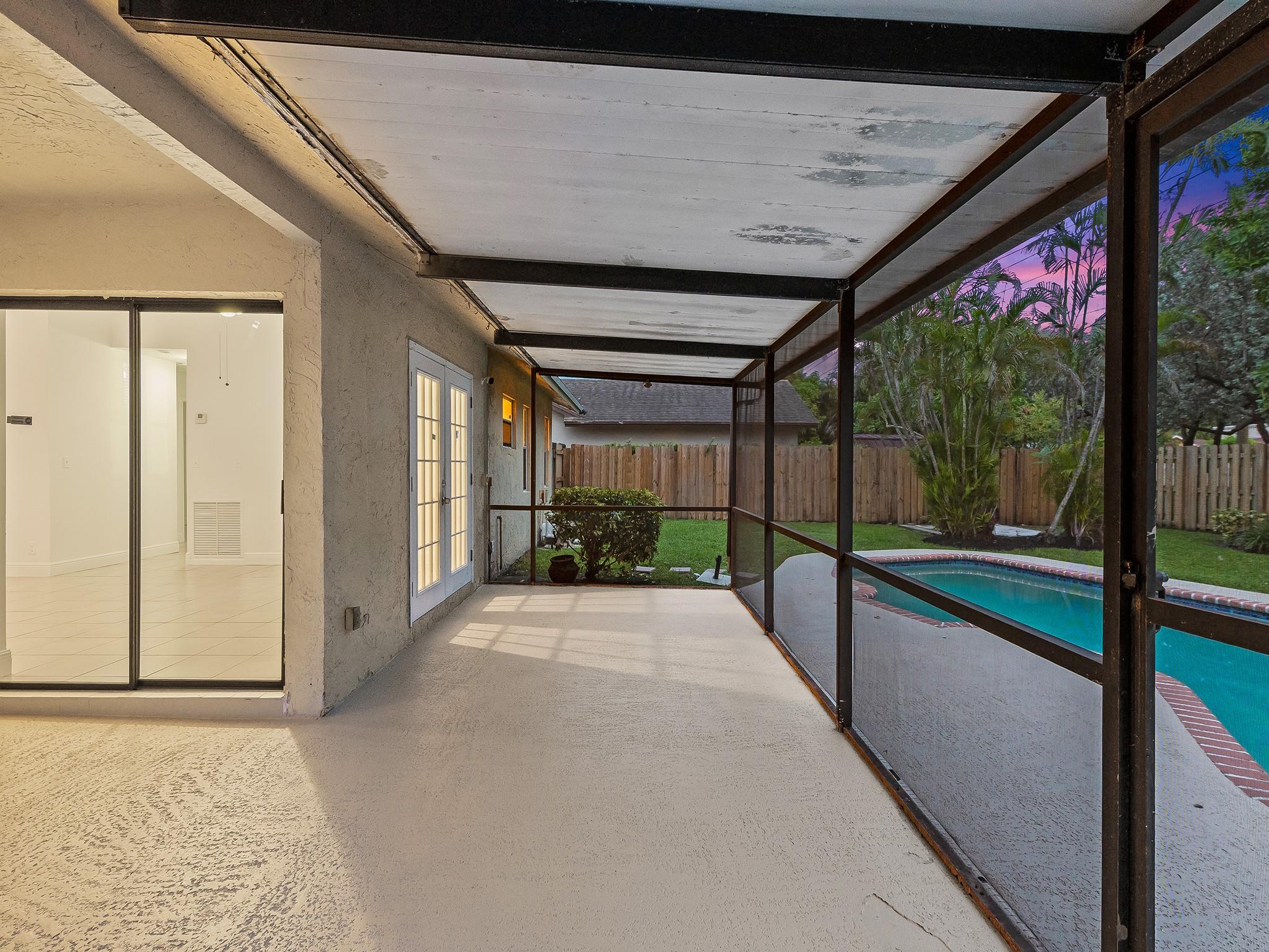 9444 NW 45TH ST