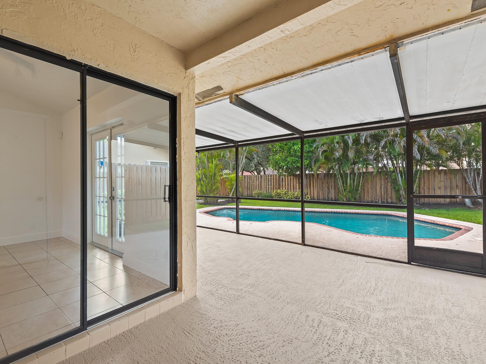 9444 NW 45TH ST
