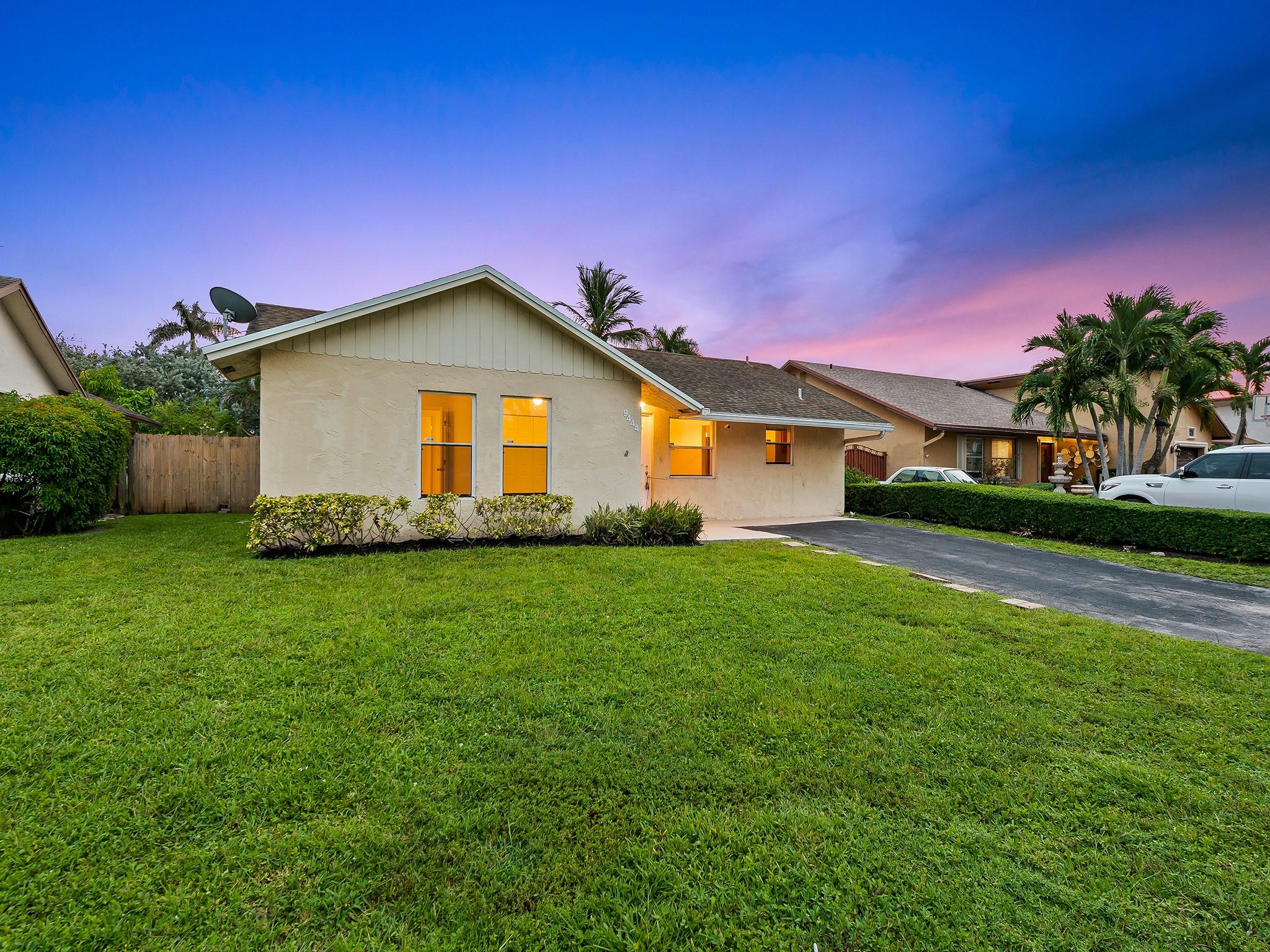 9444 NW 45TH ST