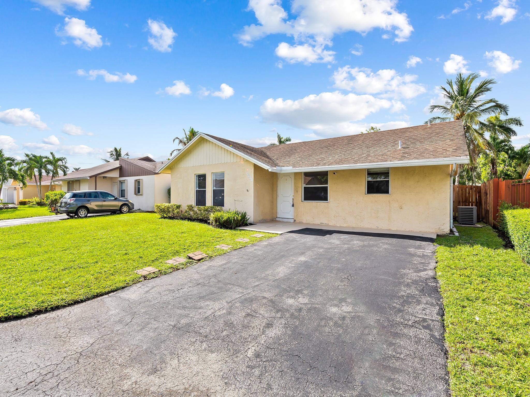 9444 NW 45TH ST