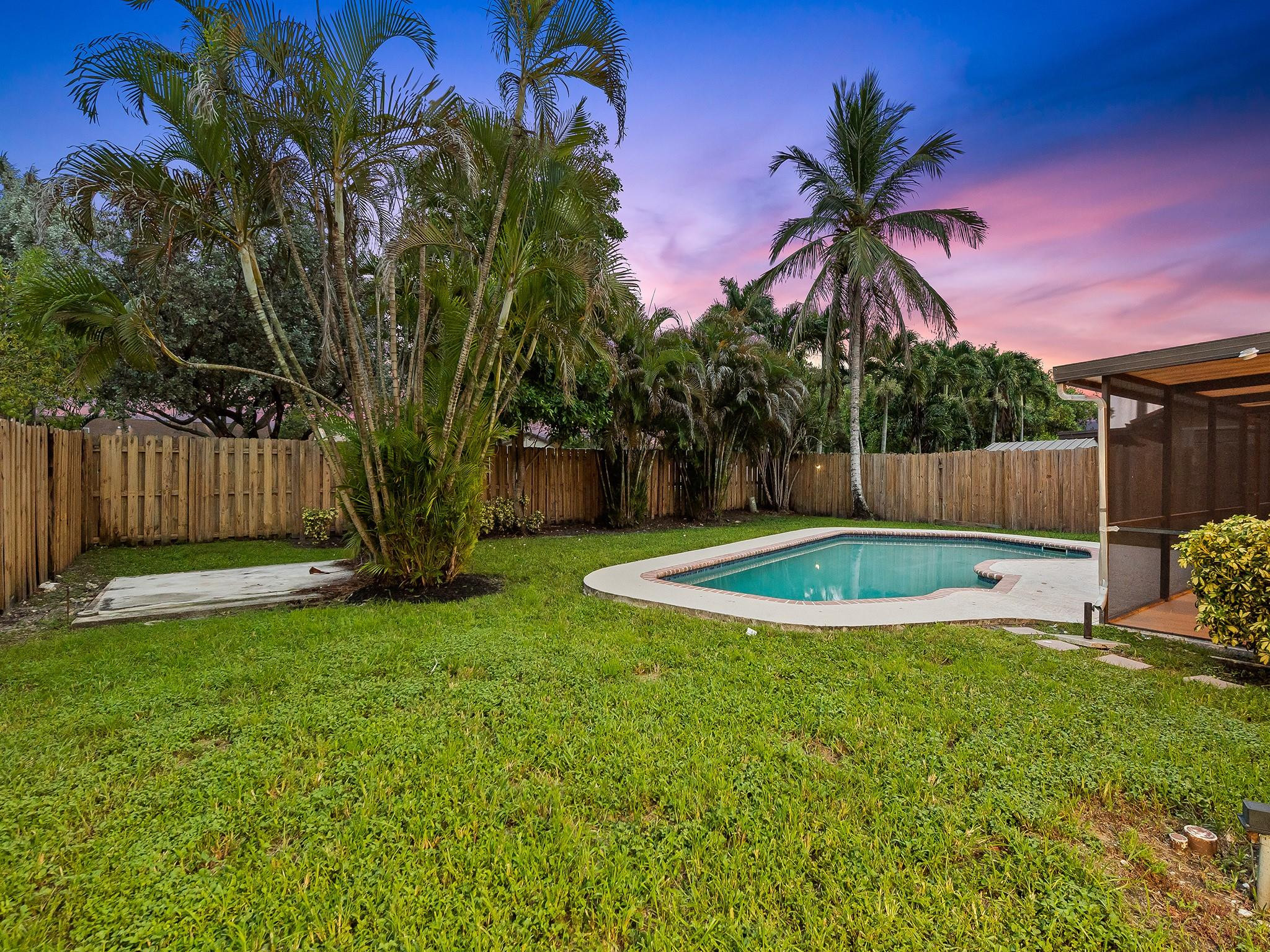 9444 NW 45TH ST