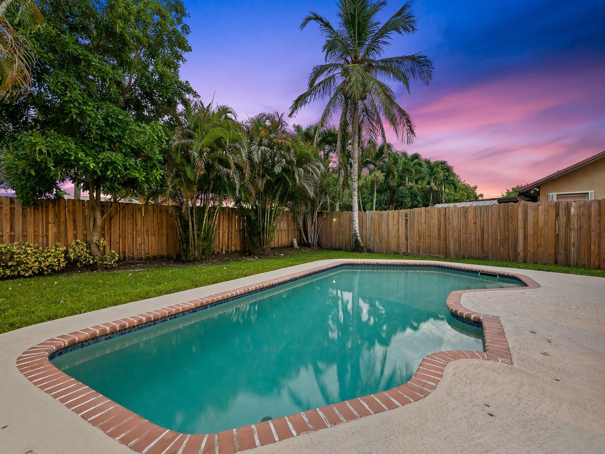 9444 NW 45TH ST