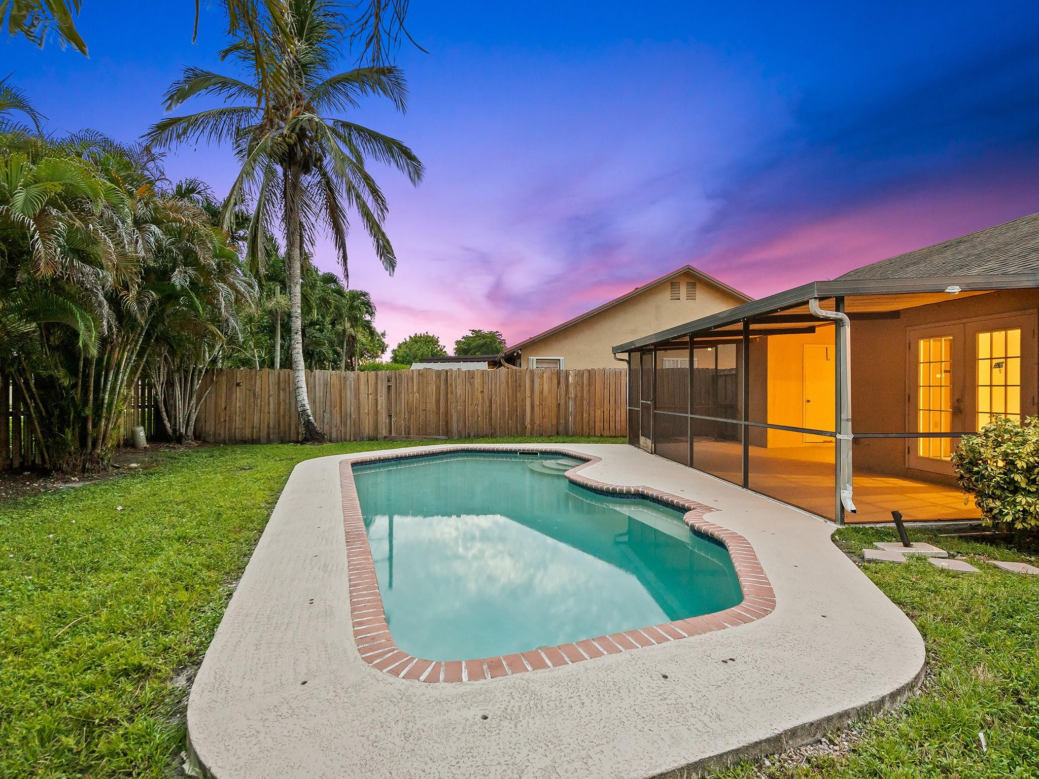 9444 NW 45TH ST