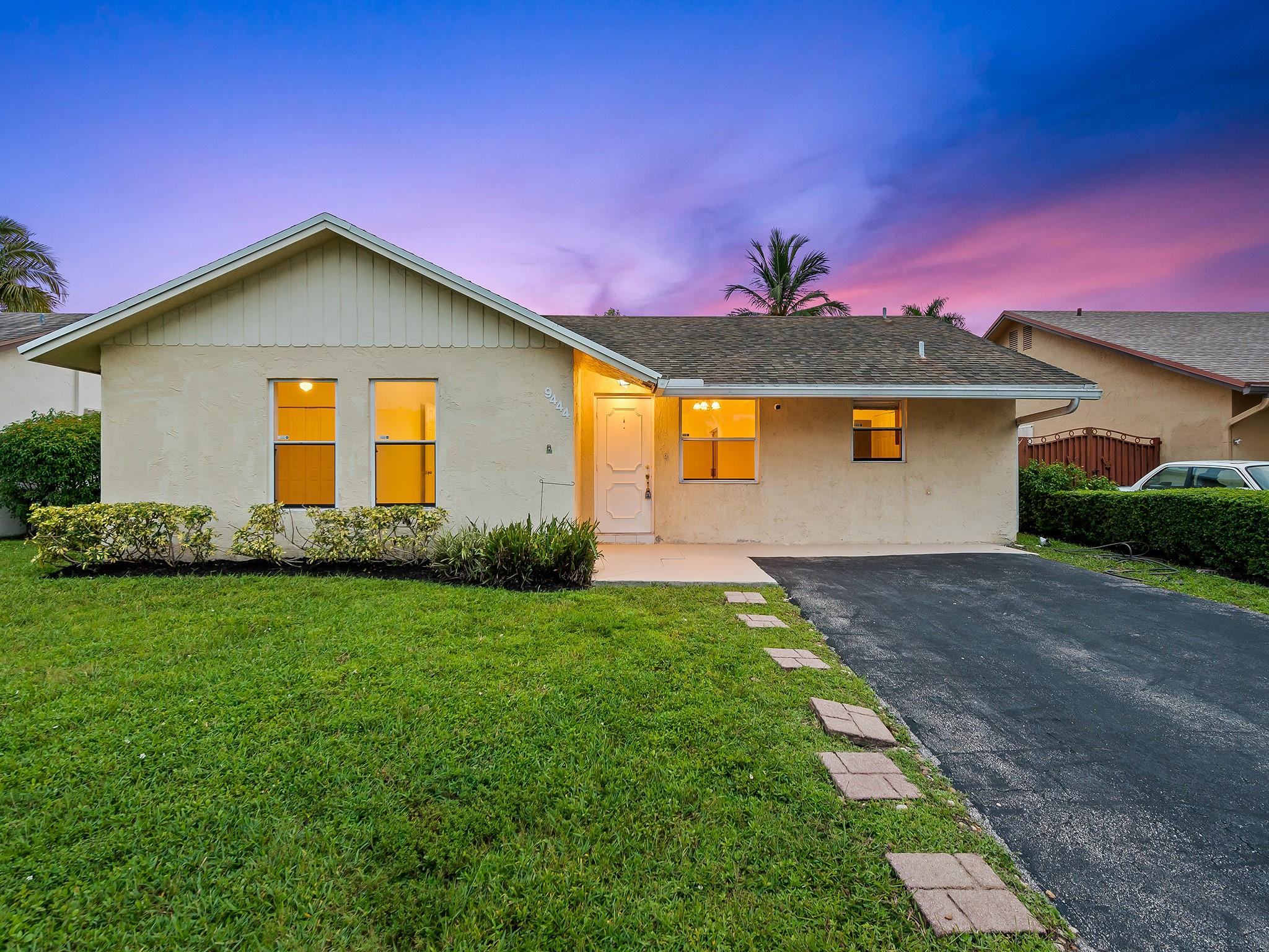 9444 NW 45TH ST