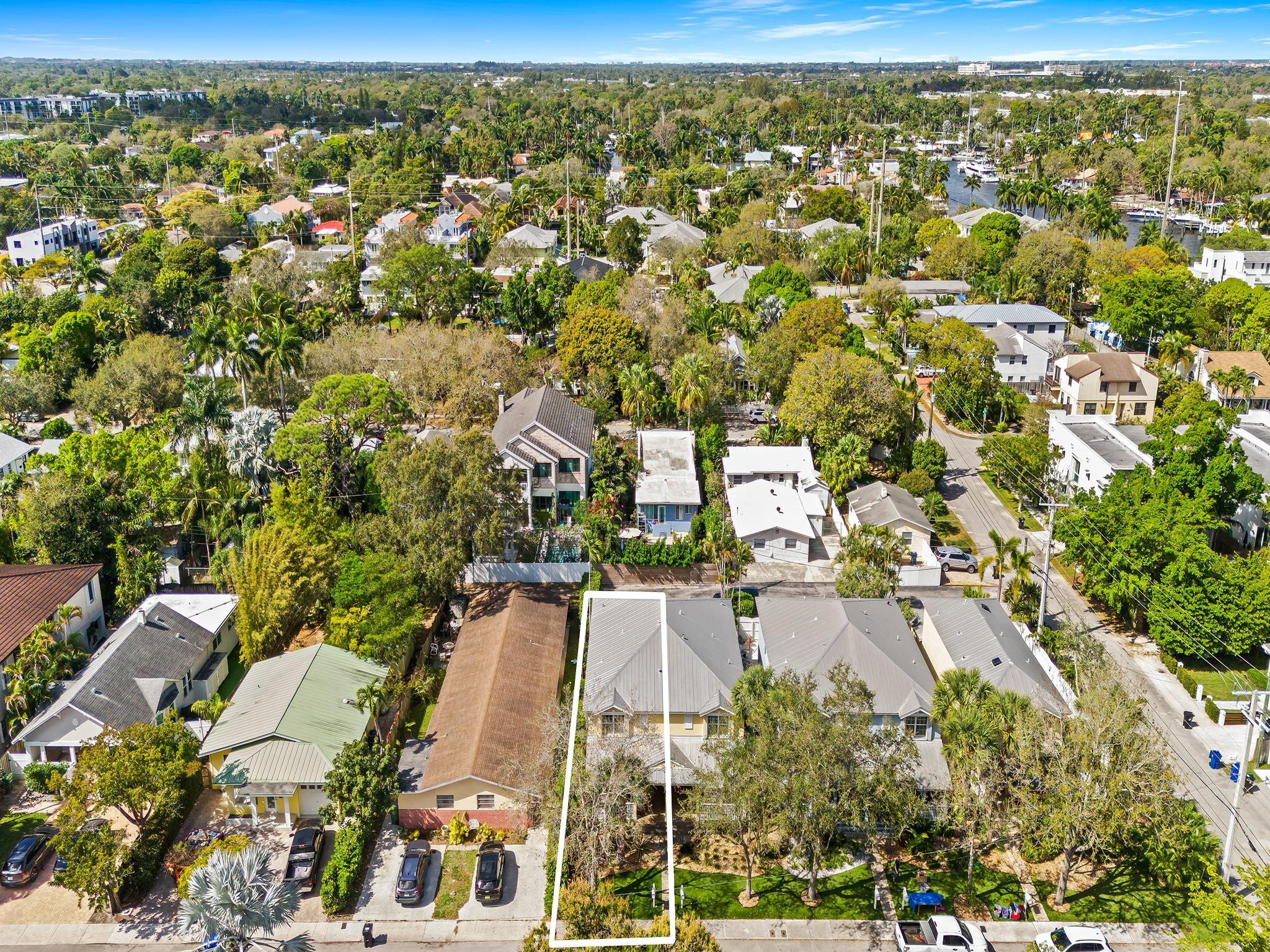 609 SW 5th Ave