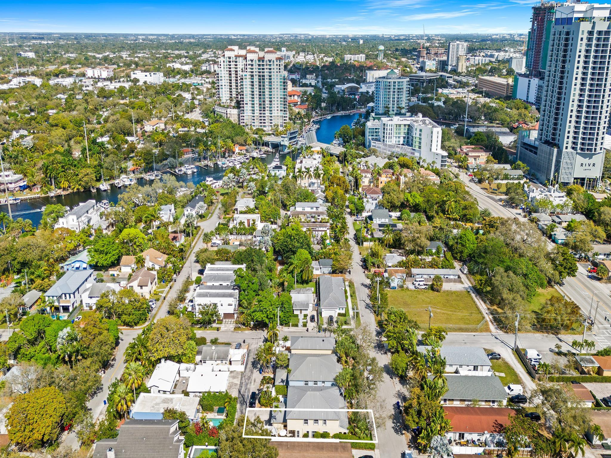 609 SW 5th Ave