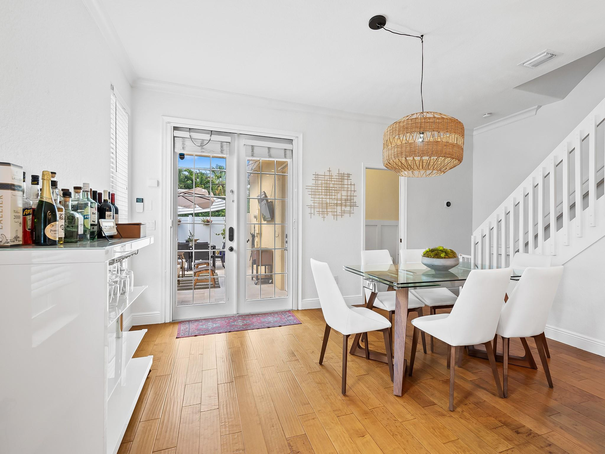 609 SW 5th Ave
