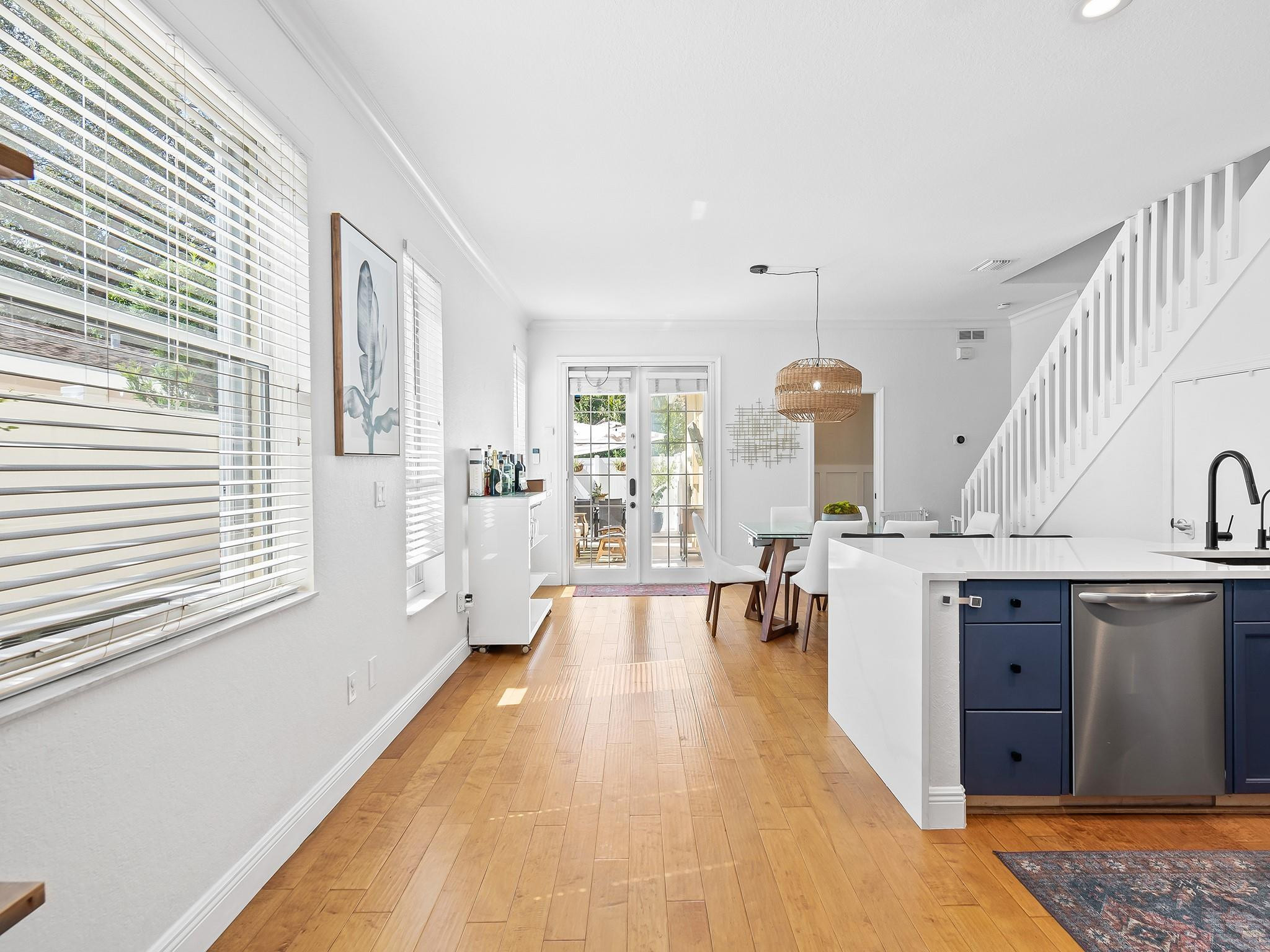 609 SW 5th Ave