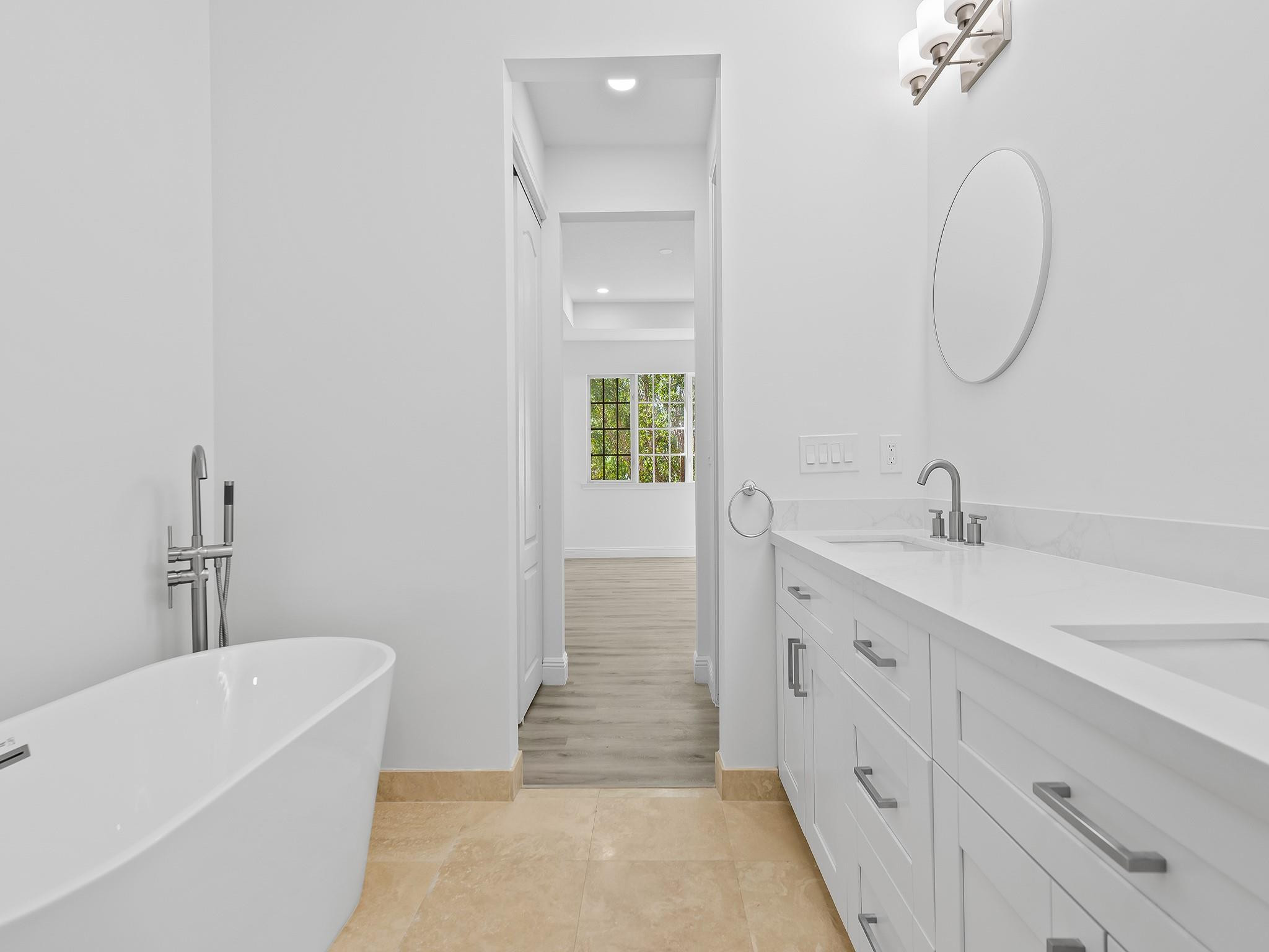 506 SE 7th St 301