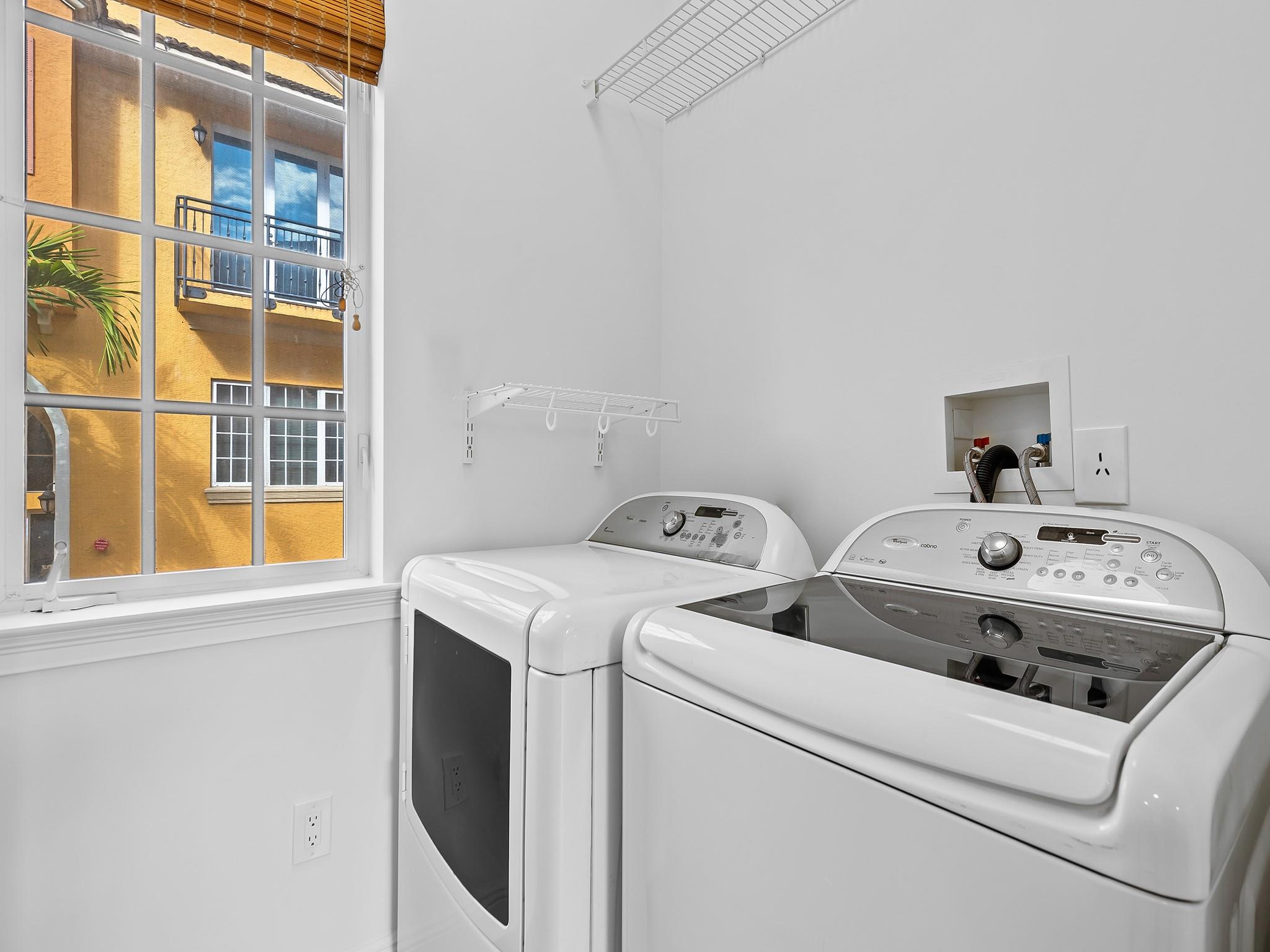 506 SE 7th St 301