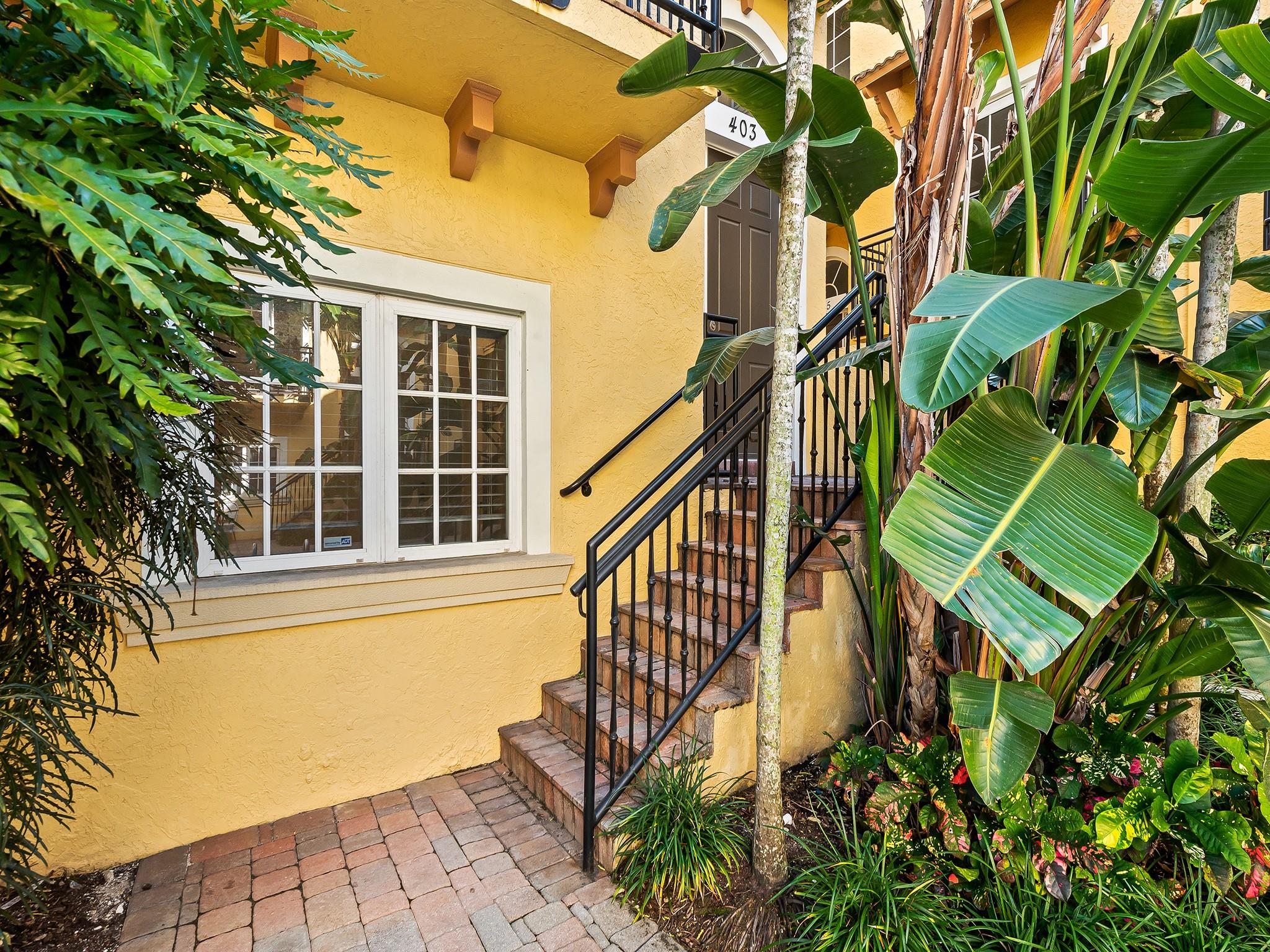510 SE 7th St 403