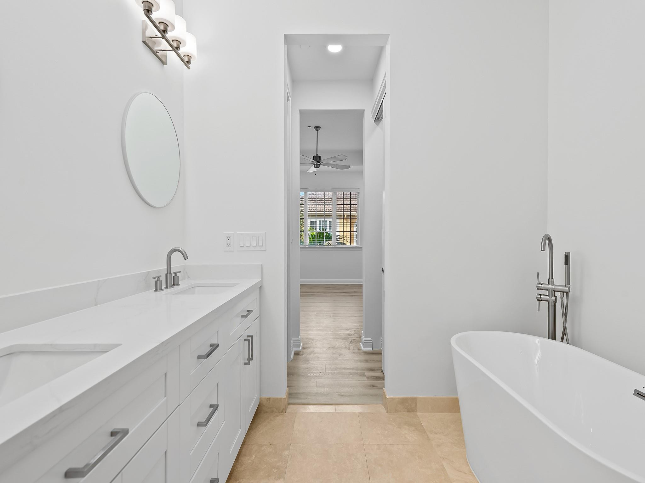 510 SE 7th St 403