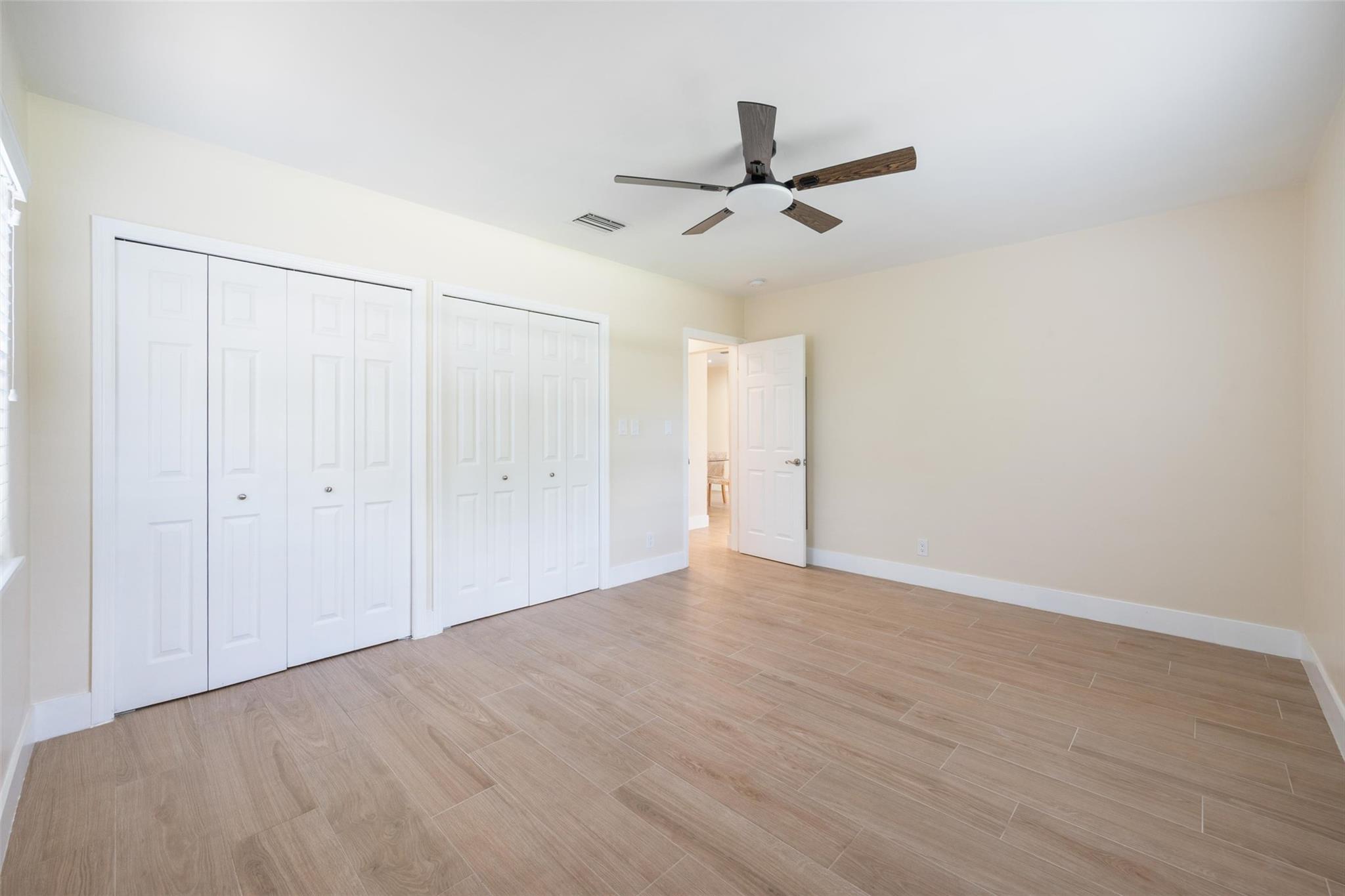 1614 NE 14TH ST