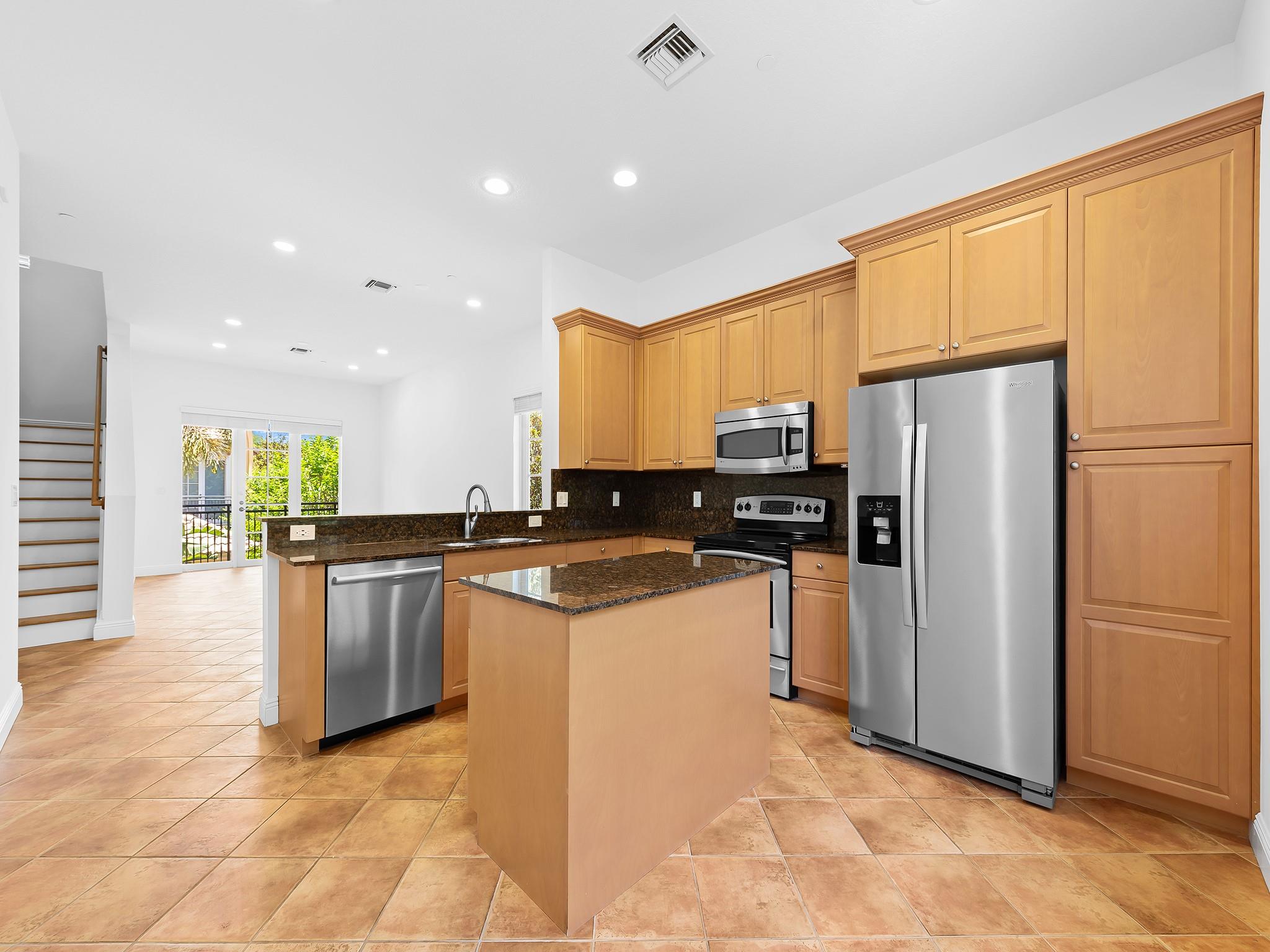 510 SE 7th St 401