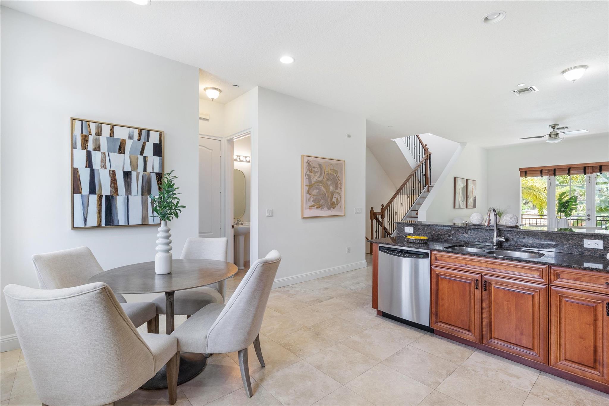 506 SE 7th St 304