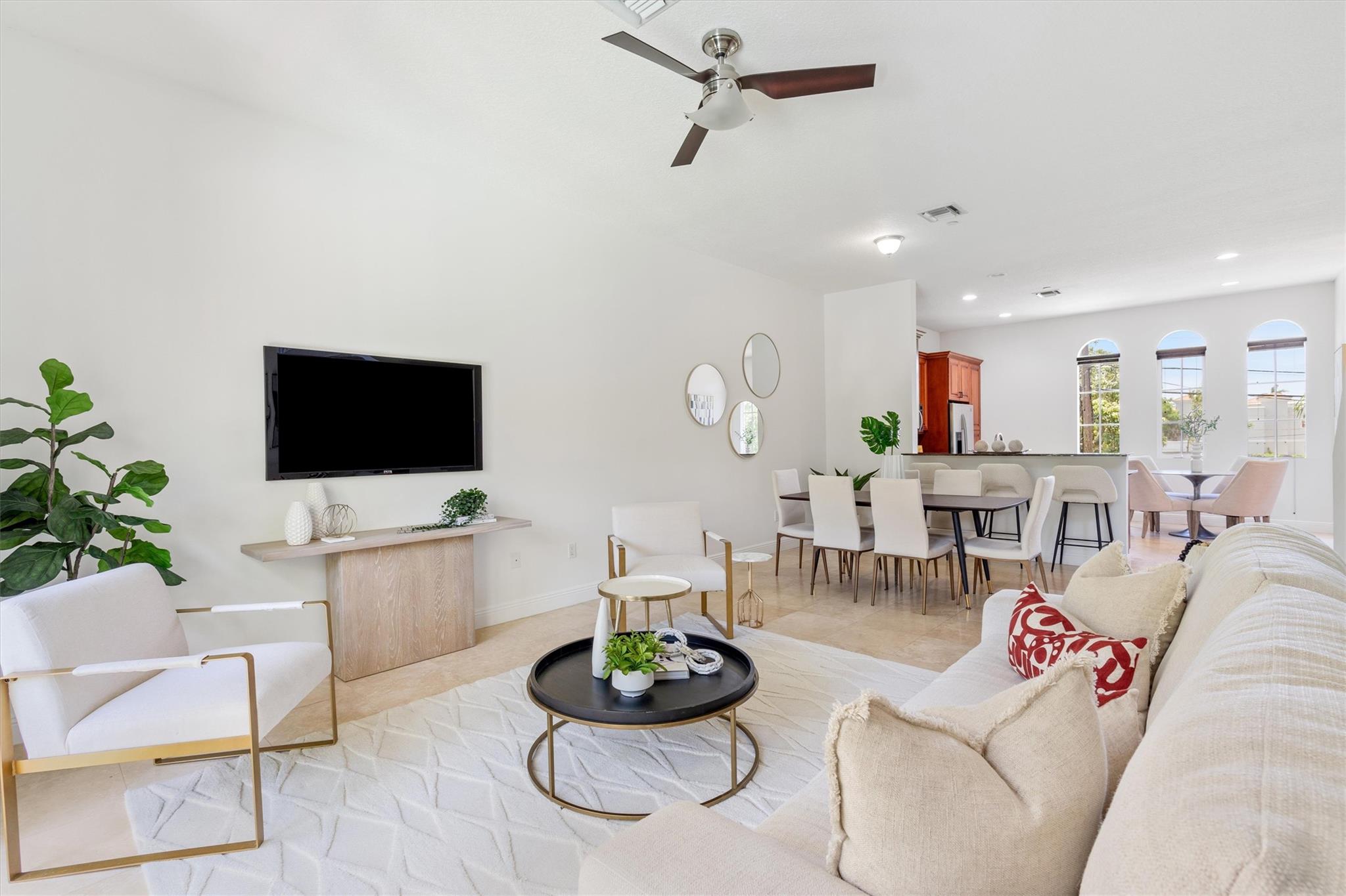 506 SE 7th St 304