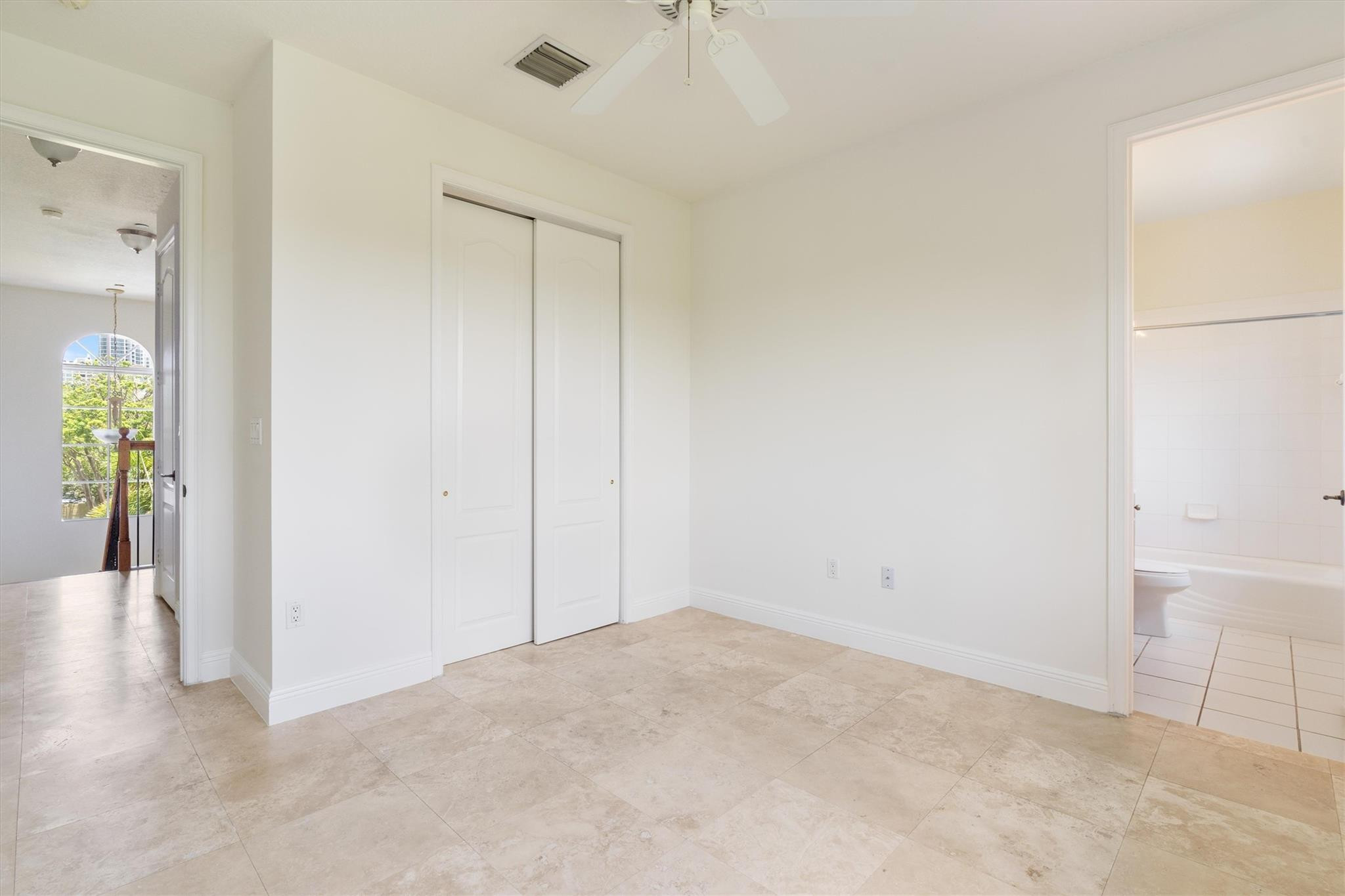 506 SE 7th St 304