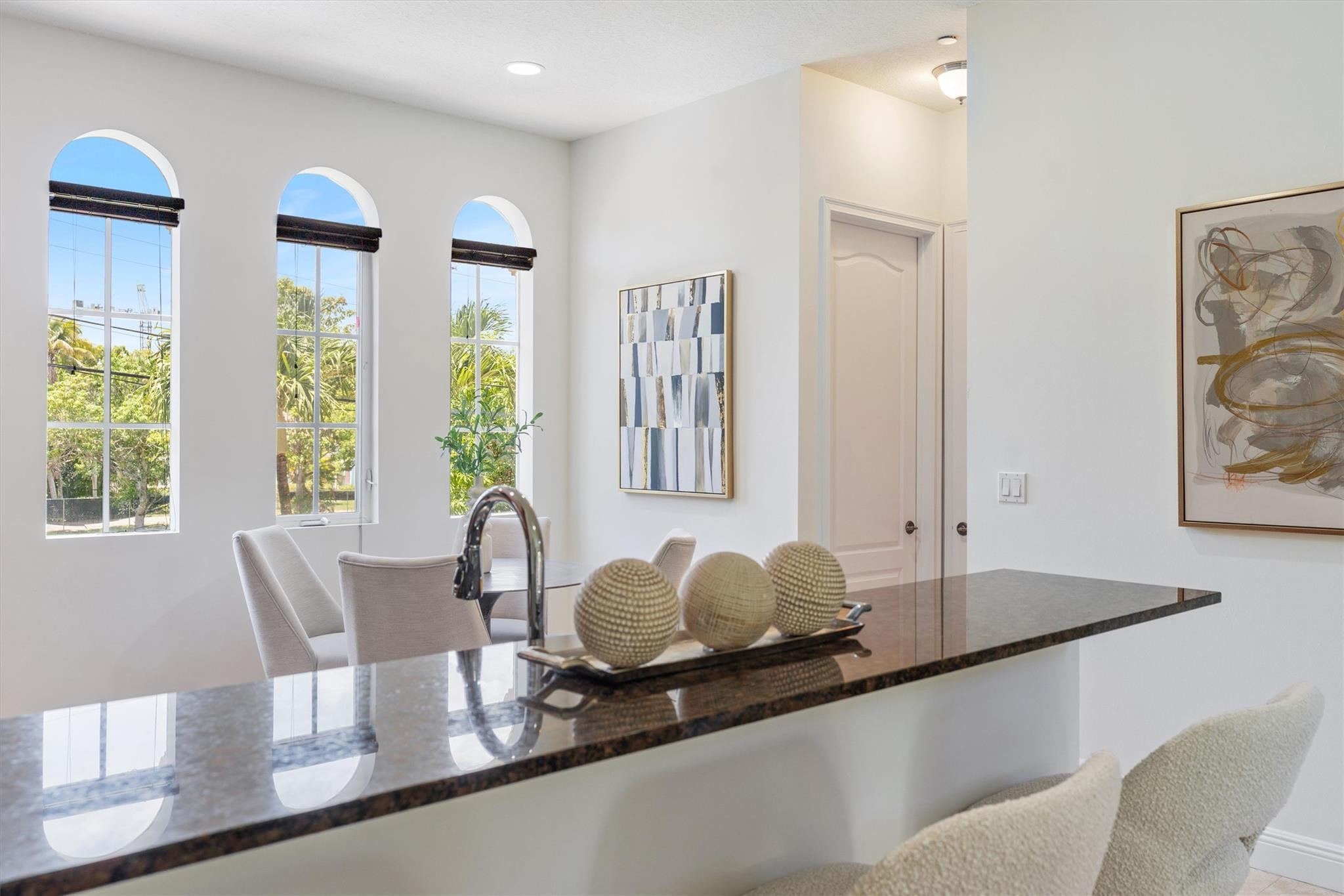 506 SE 7th St 304