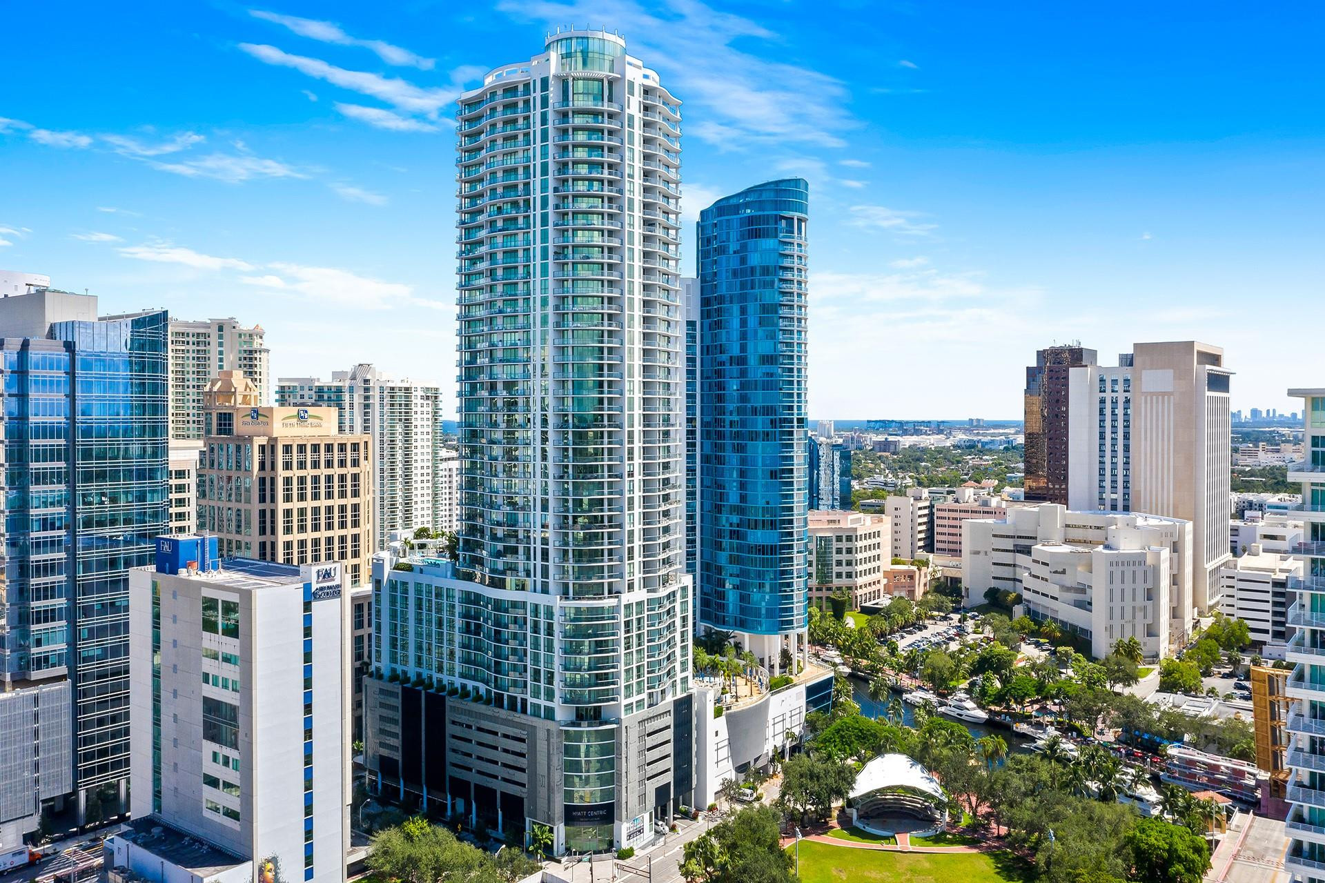 100 E Las Olas Boulevard 1802