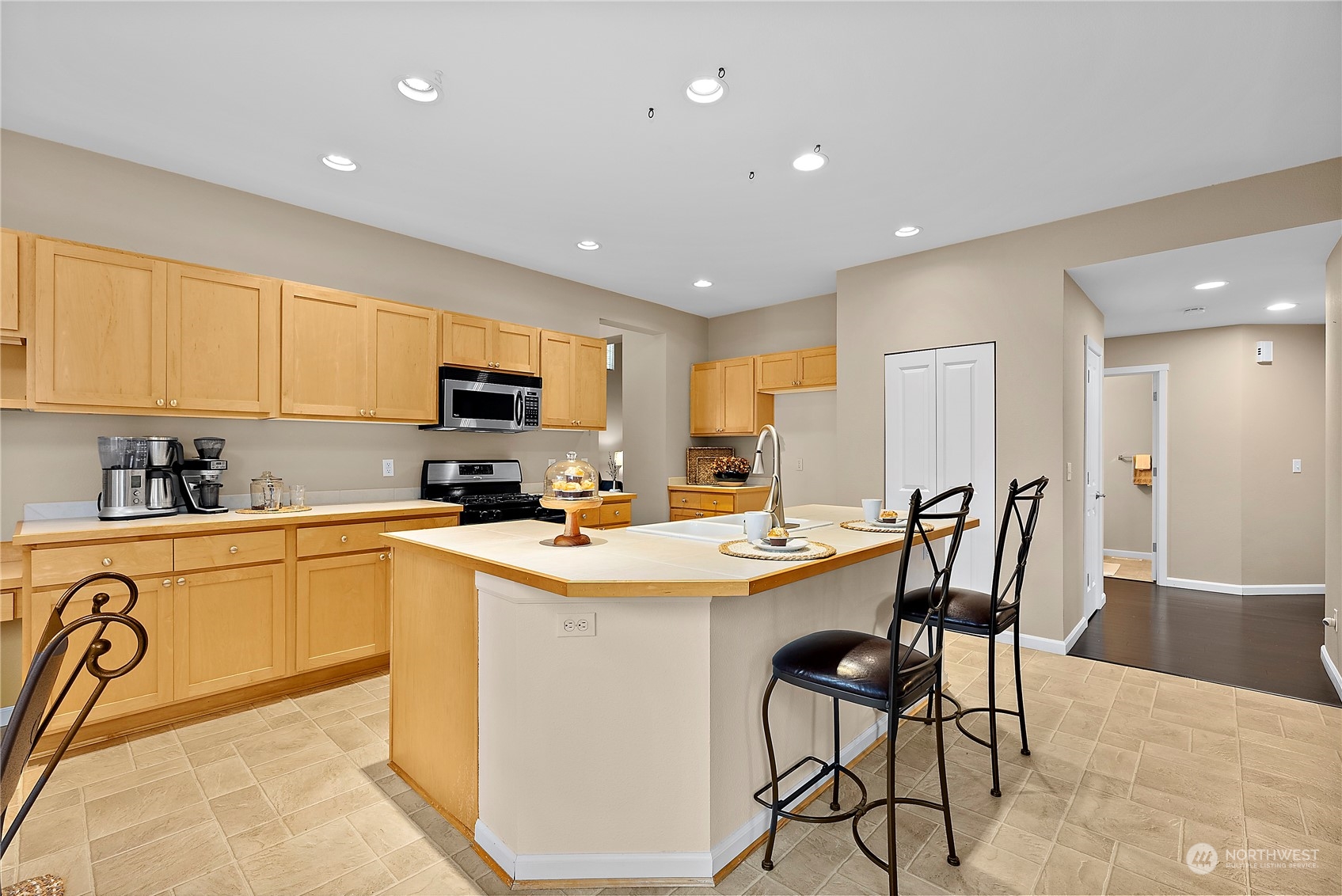 to Tuscany at Lakeland Hills Kimber Lee Real Estate Lake