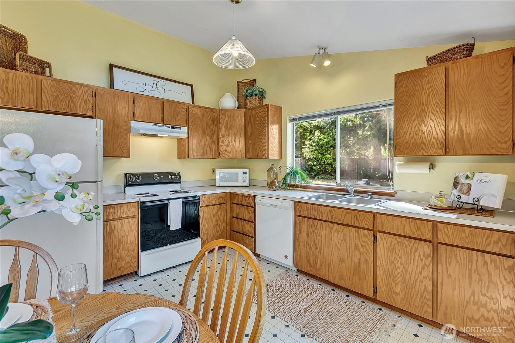 Private Bonney Lake Home on Shy-1/2 Acre