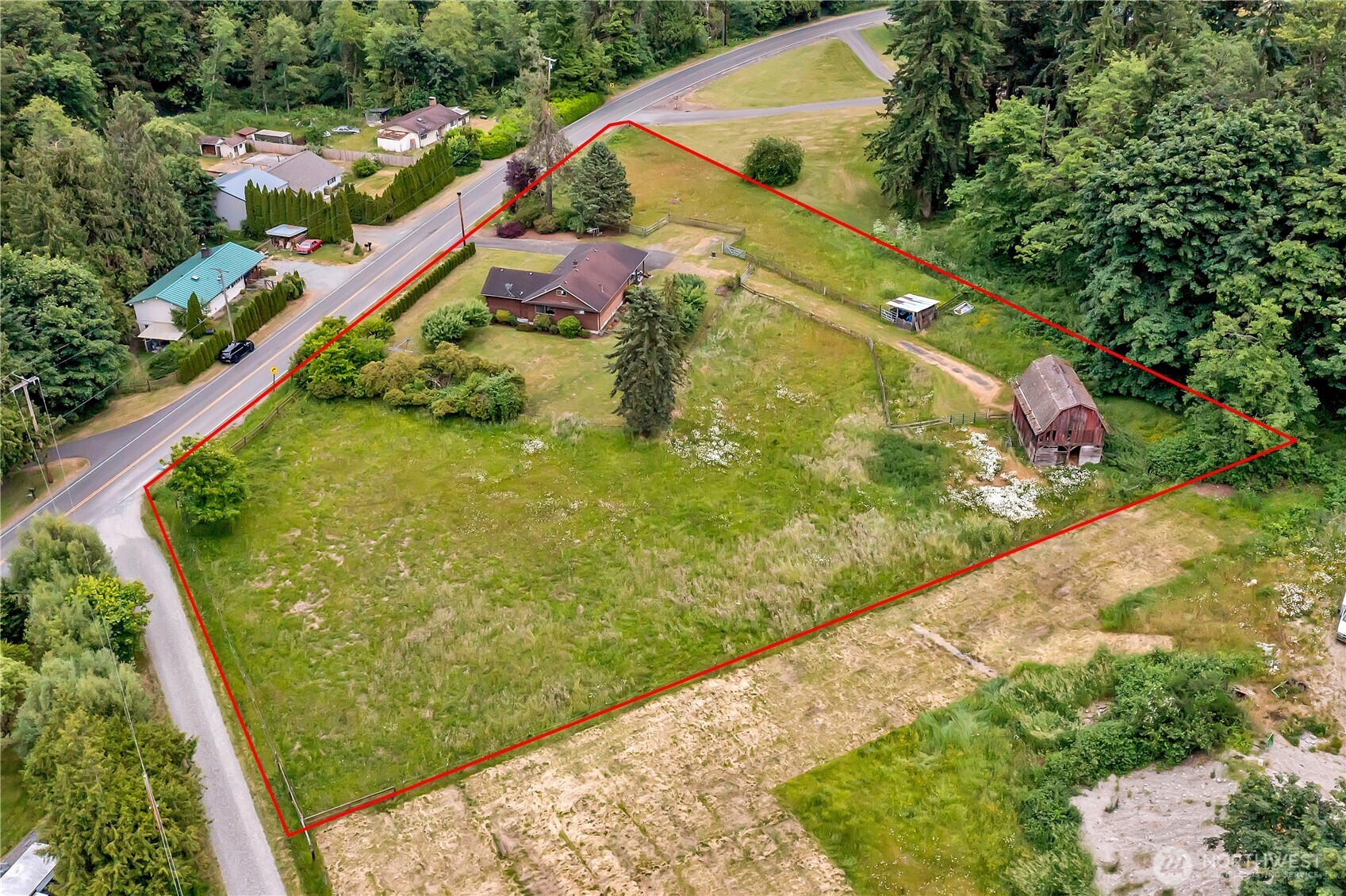 Secluded Equestrian Hobby Farm on 2+ Acres