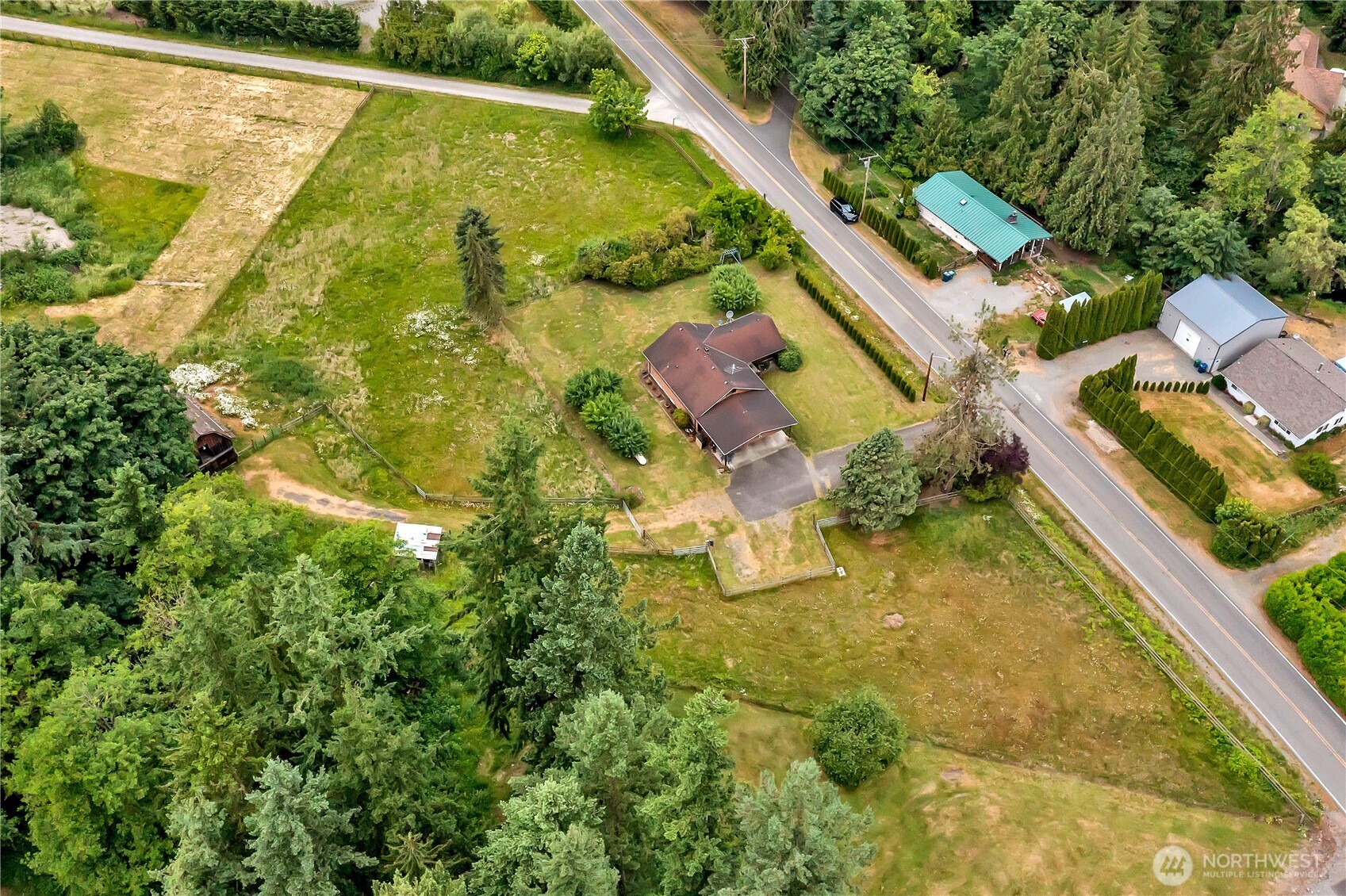 Secluded Equestrian Hobby Farm on 2+ Acres