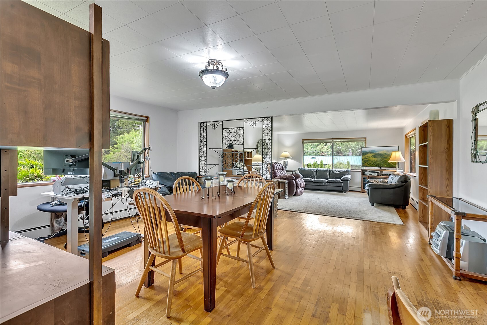 Secluded Equestrian Hobby Farm on 2+ Acres