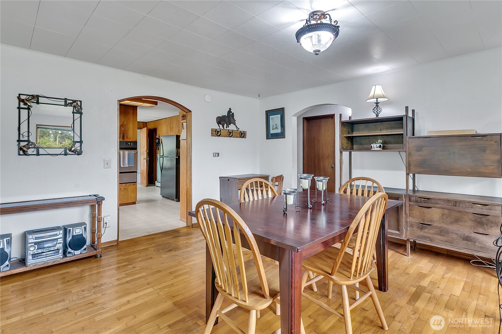 Secluded Equestrian Hobby Farm on 2+ Acres