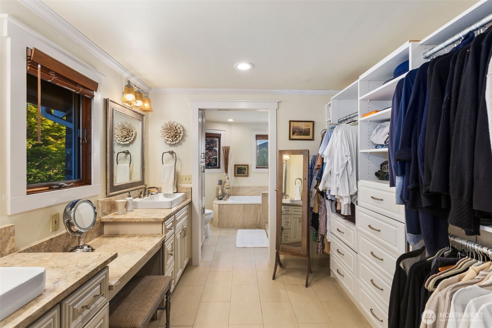 Timeless Resort-Style Living at Tapps Island