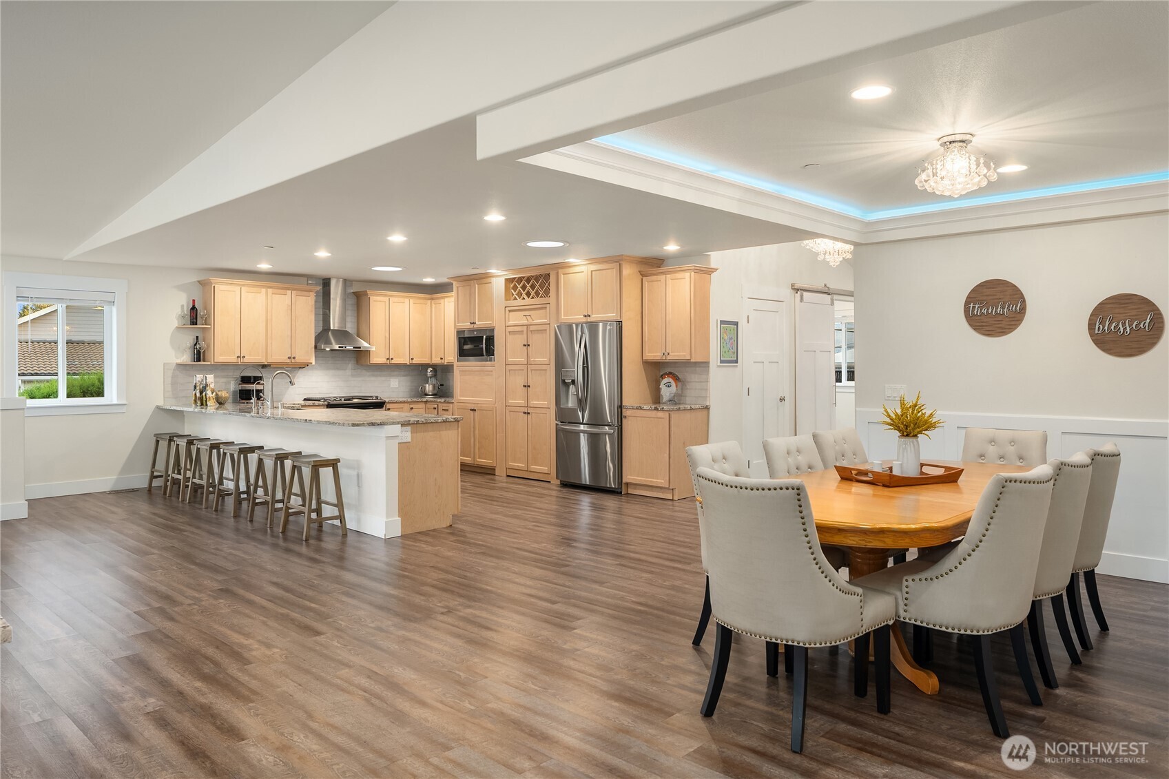 95’ of East-facing Lake Tapps Waterfront