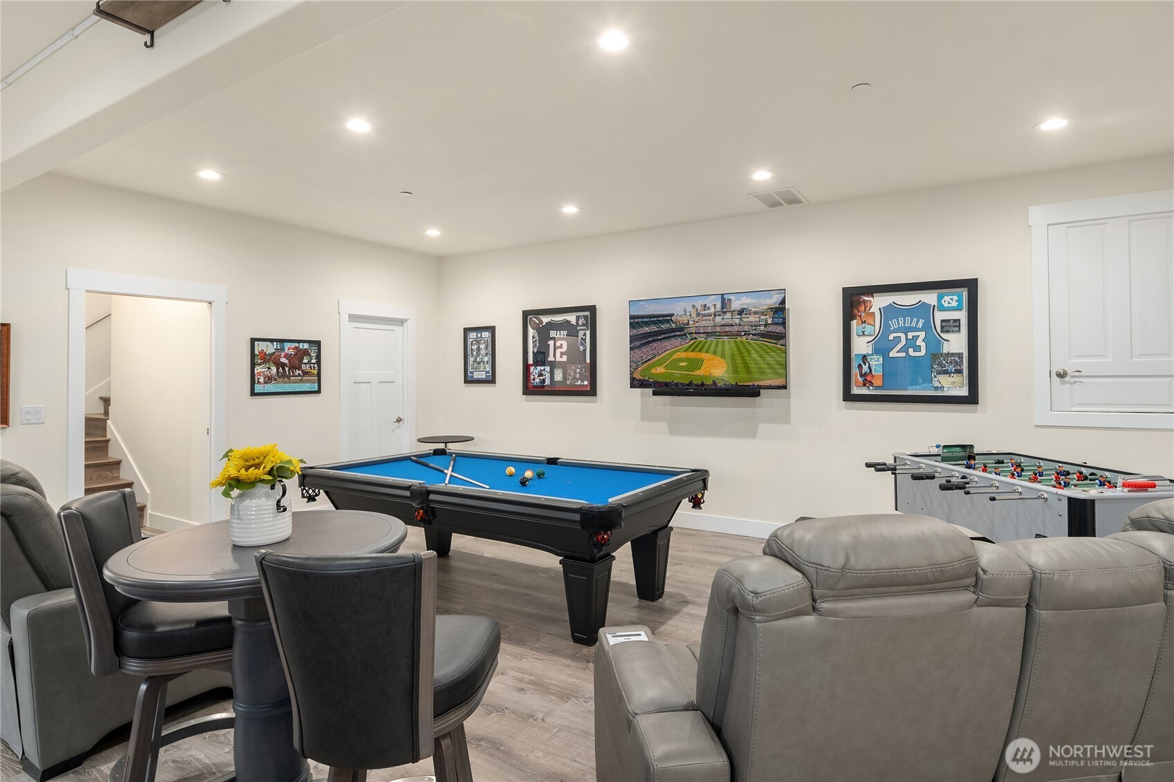 95’ of East-facing Lake Tapps Waterfront