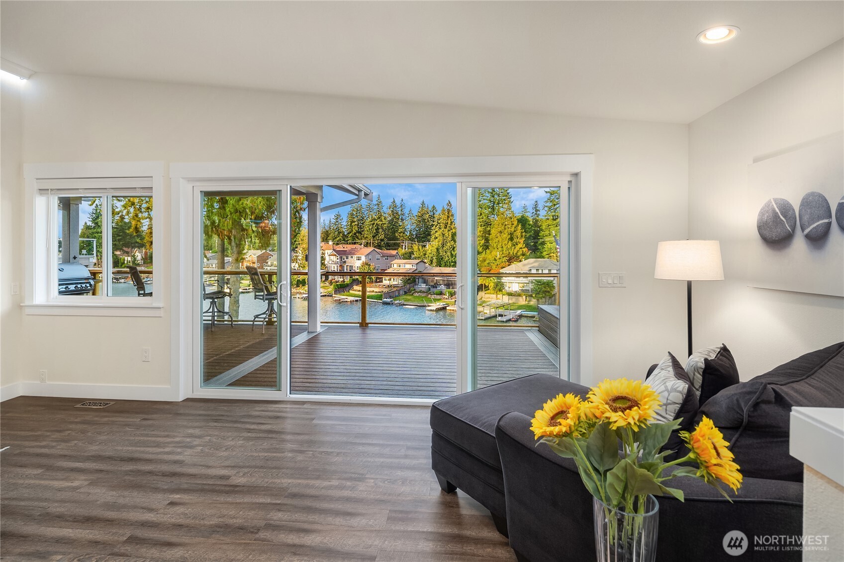 95’ of East-facing Lake Tapps Waterfront