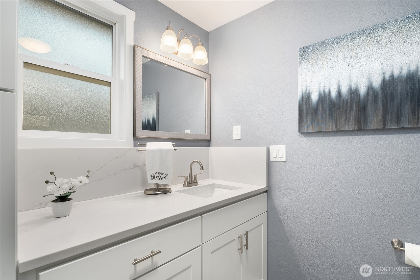 95’ of East-facing Lake Tapps Waterfront