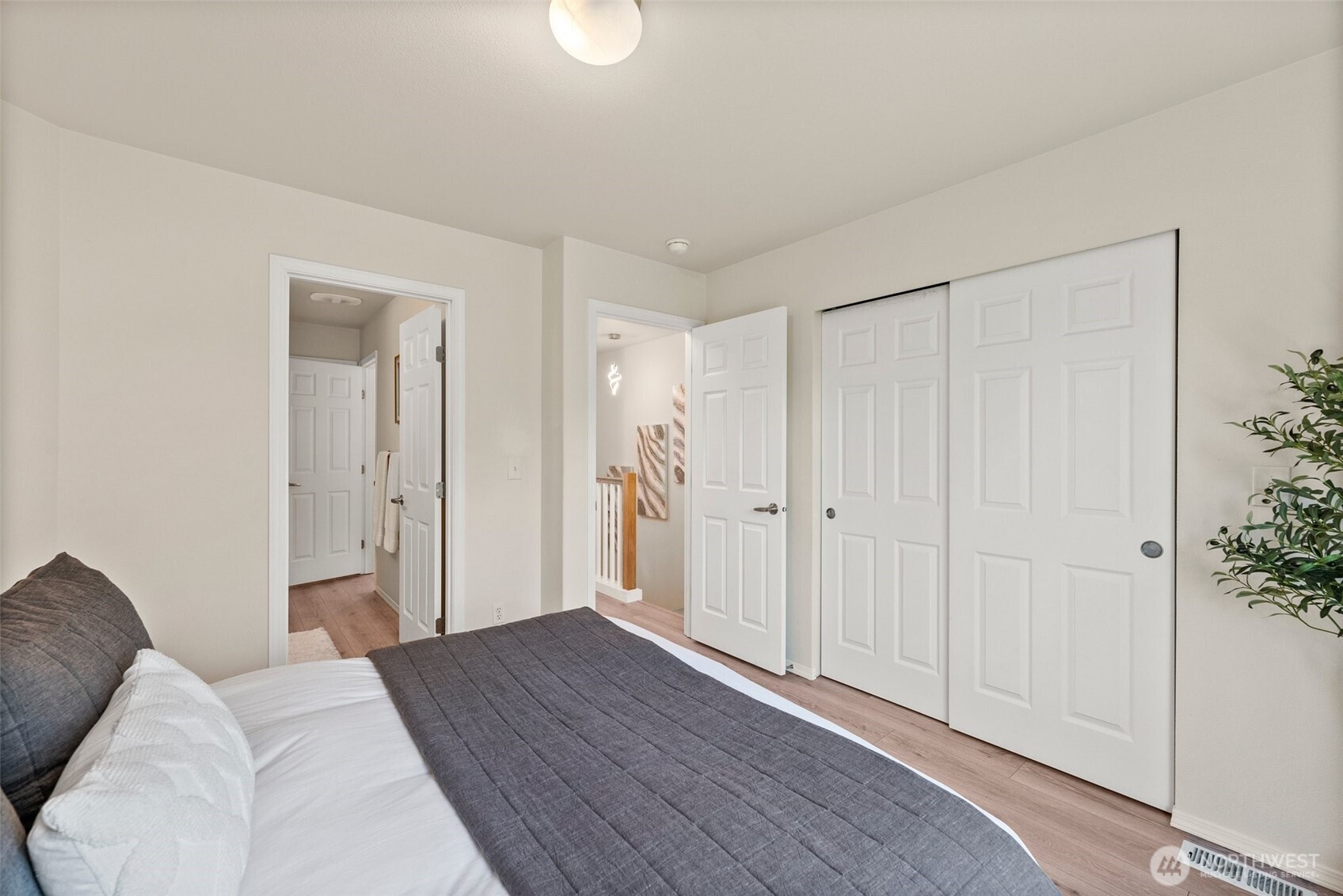 5316 35th Street E