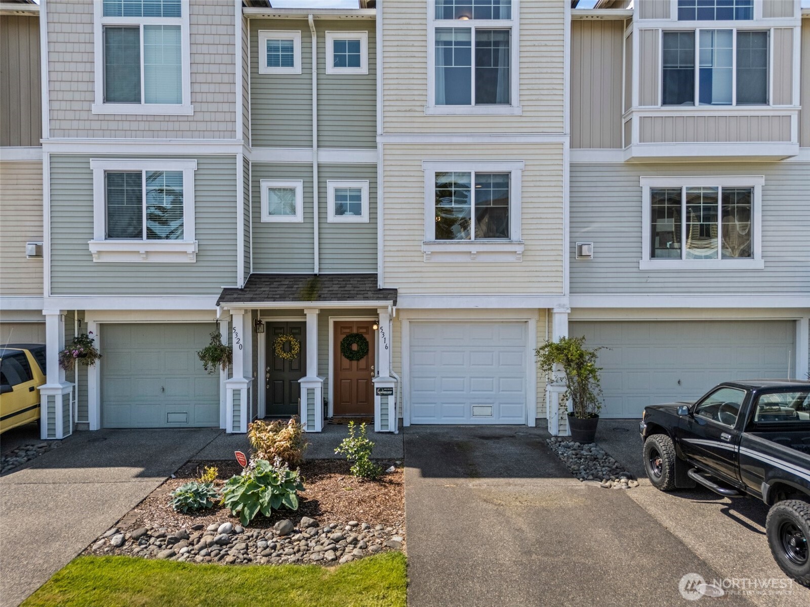 5316 35th Street E