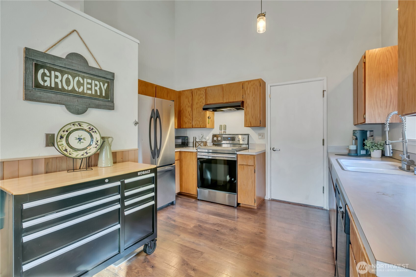 Charming Home in Wilderness Estates